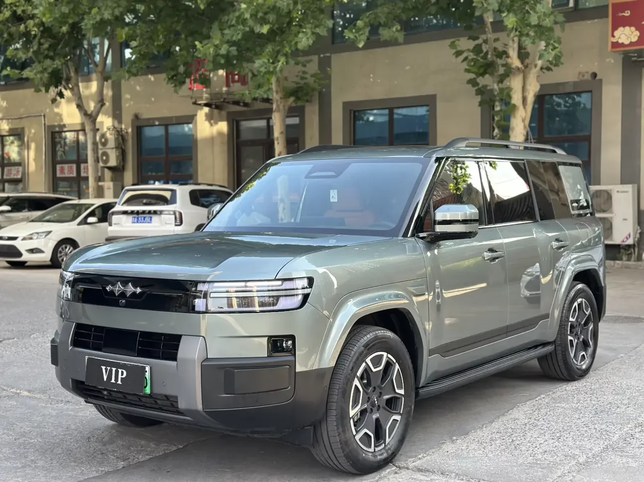 BYD Leopard Titanium 7 PHEV