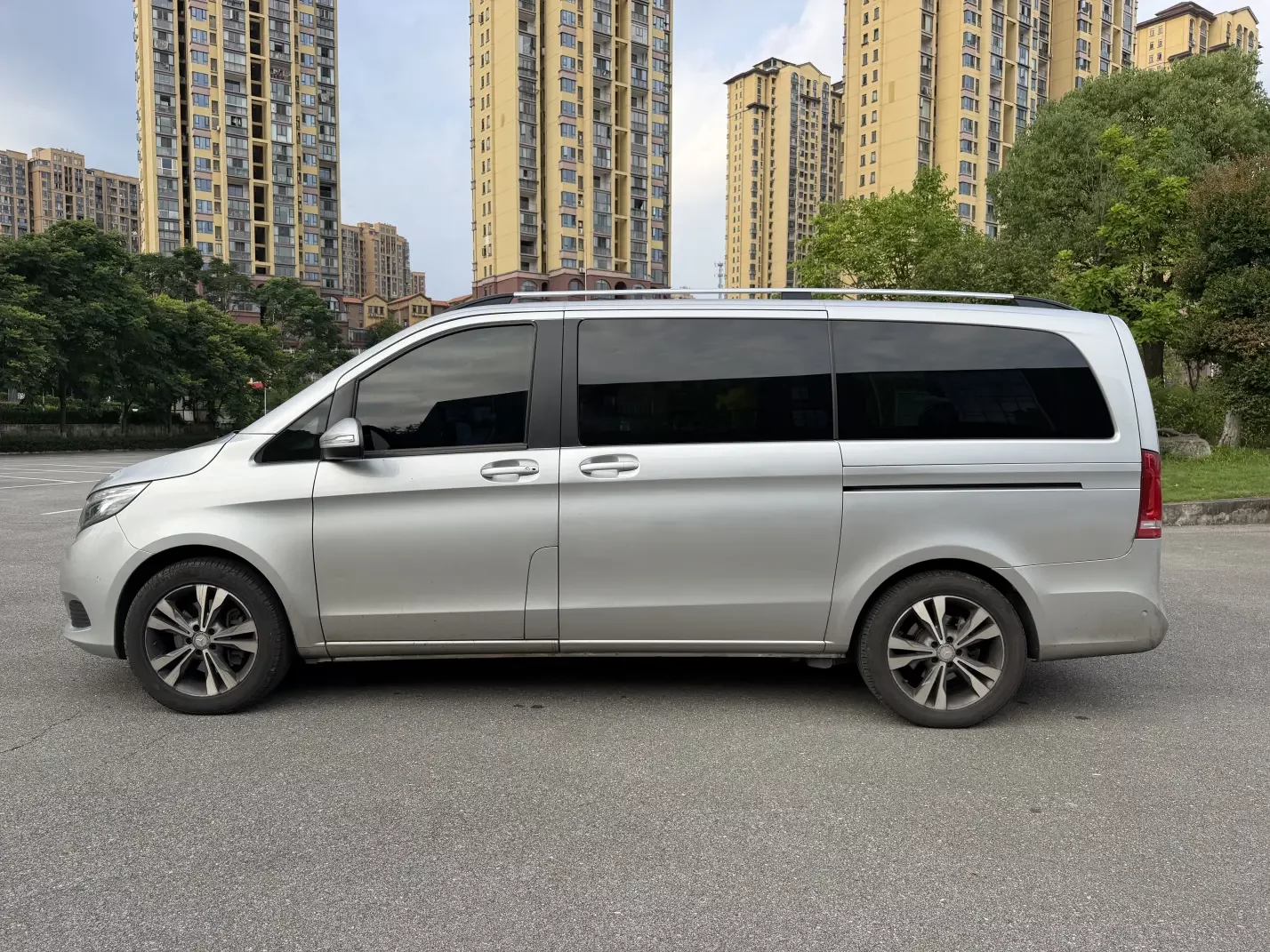 Mercedes-Benz V Class