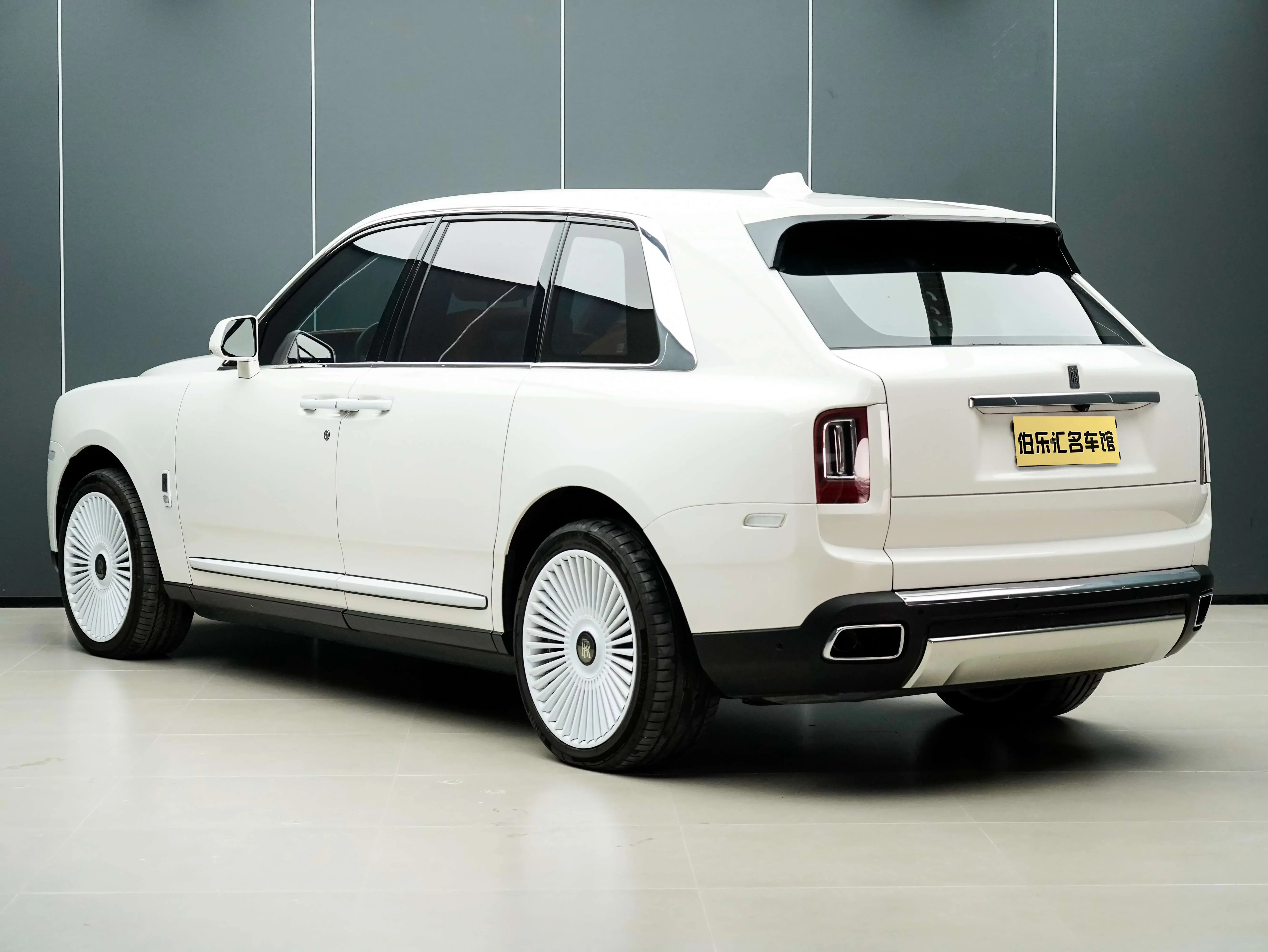 Rolls Royce Cullinan