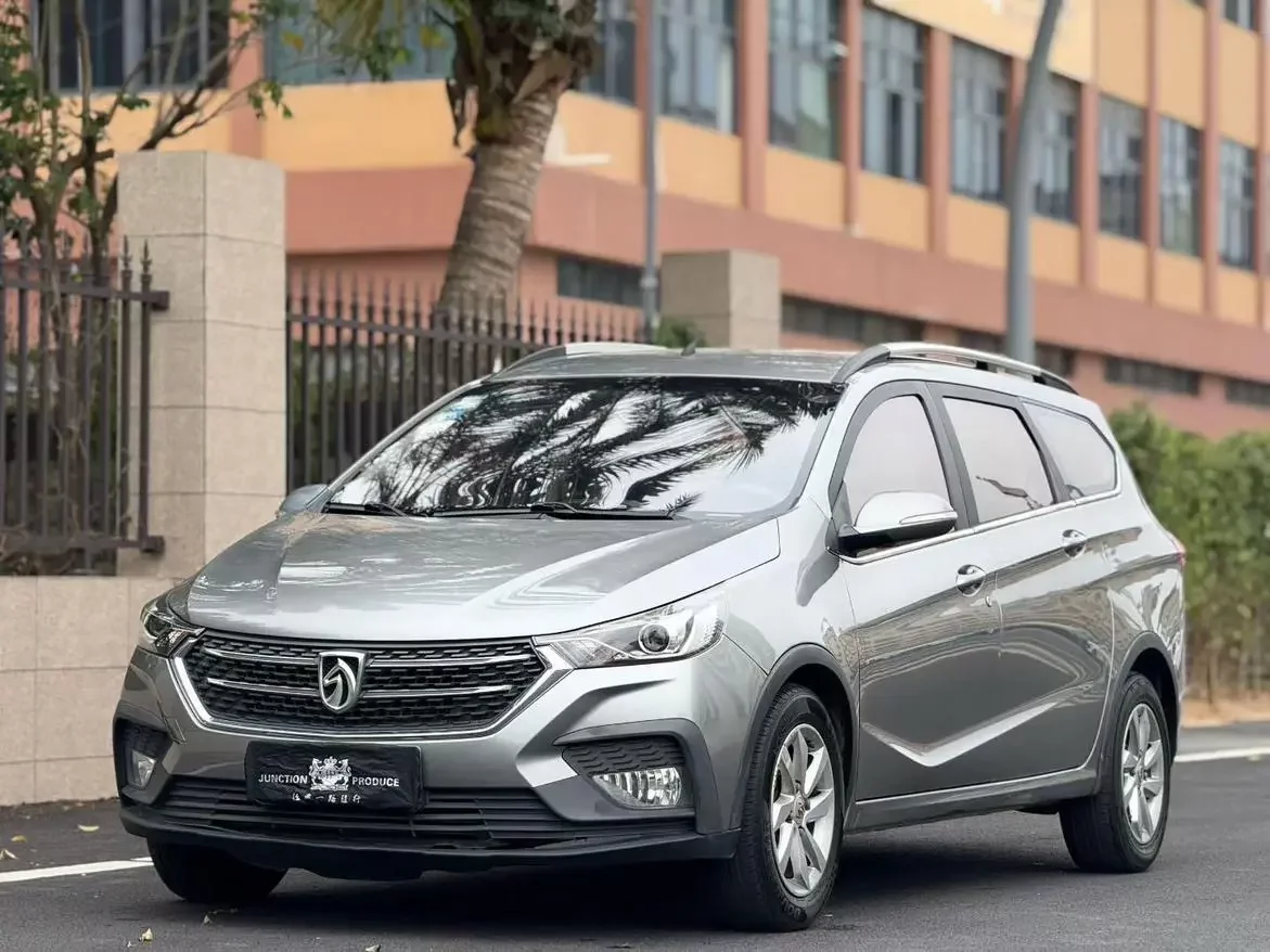 Baojun 310W