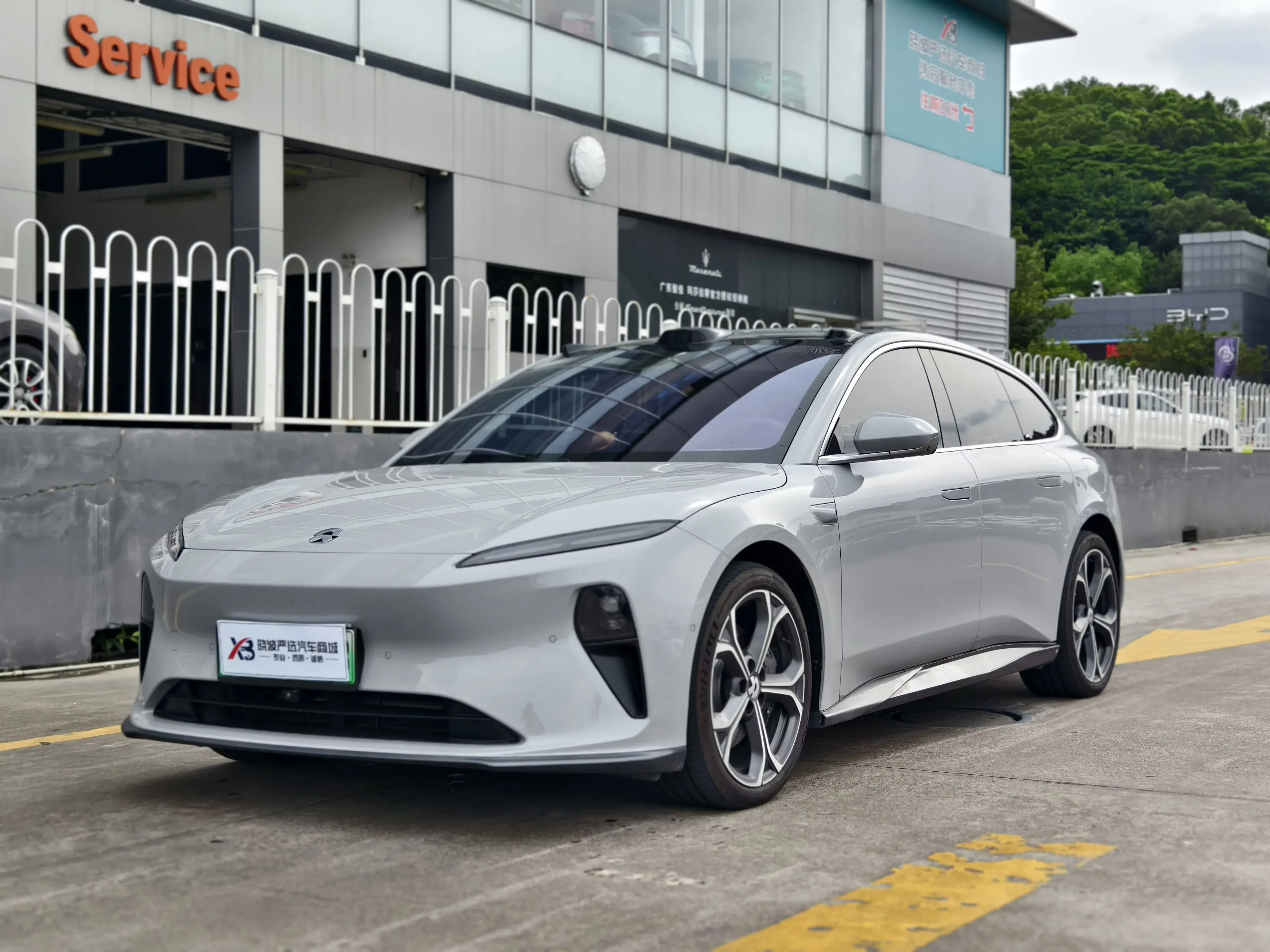 NIO ET5T  из Китая