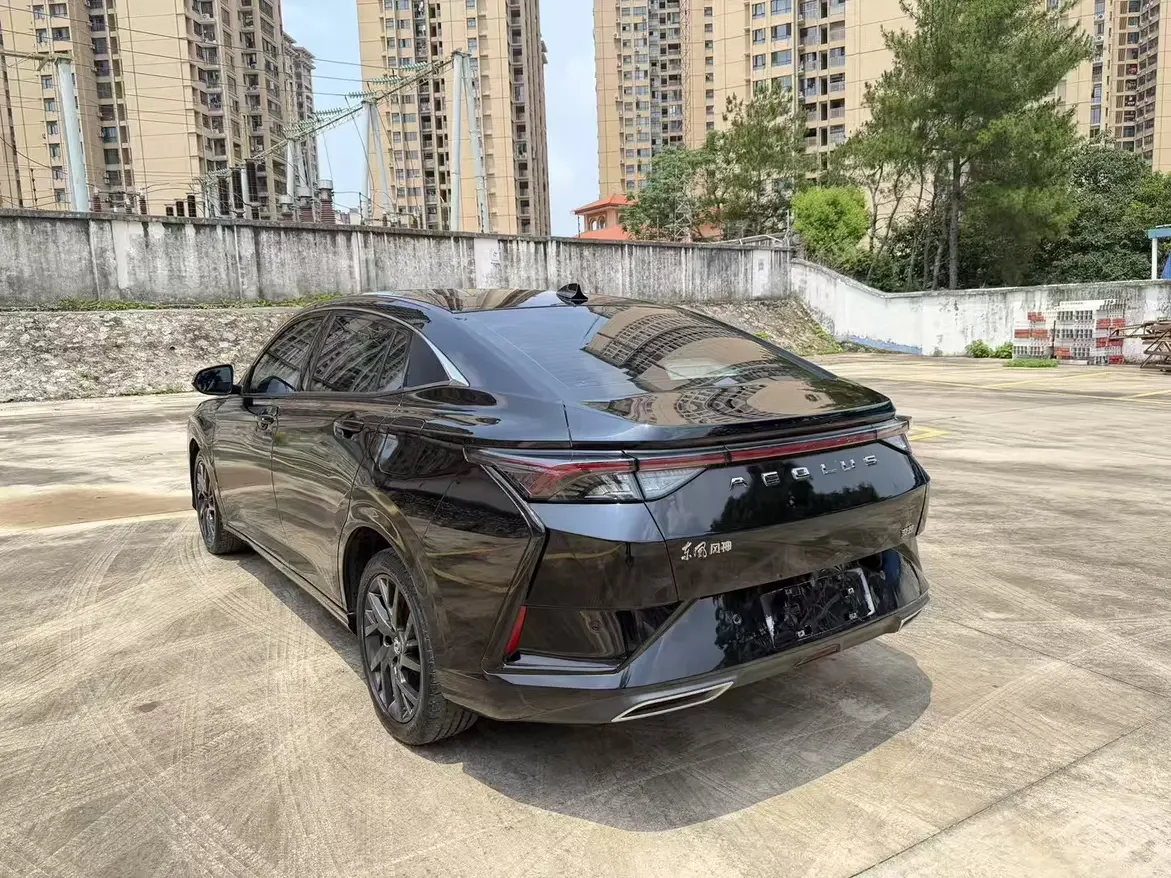Dongfeng Yixuan
