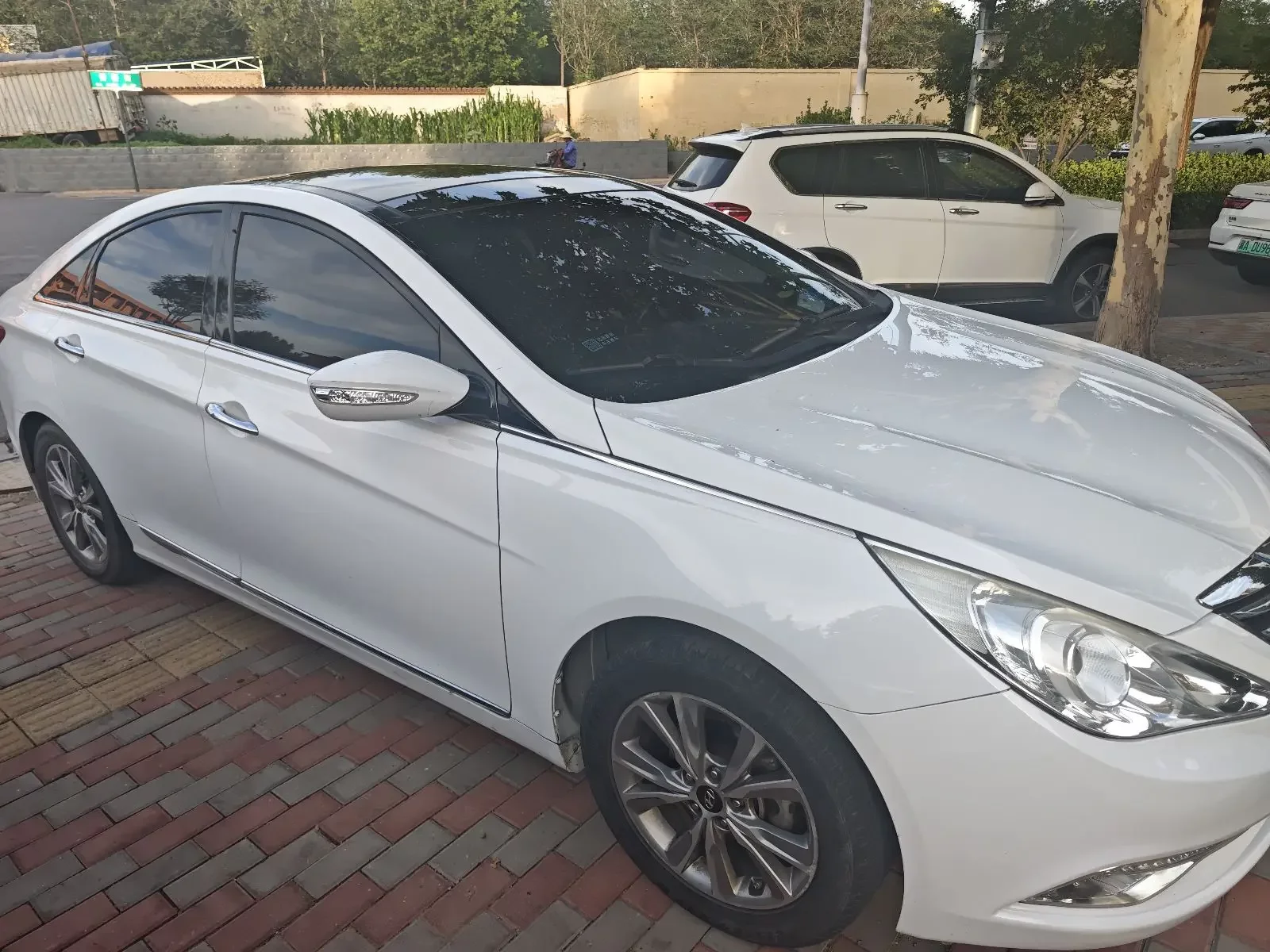 Hyundai sonata eight