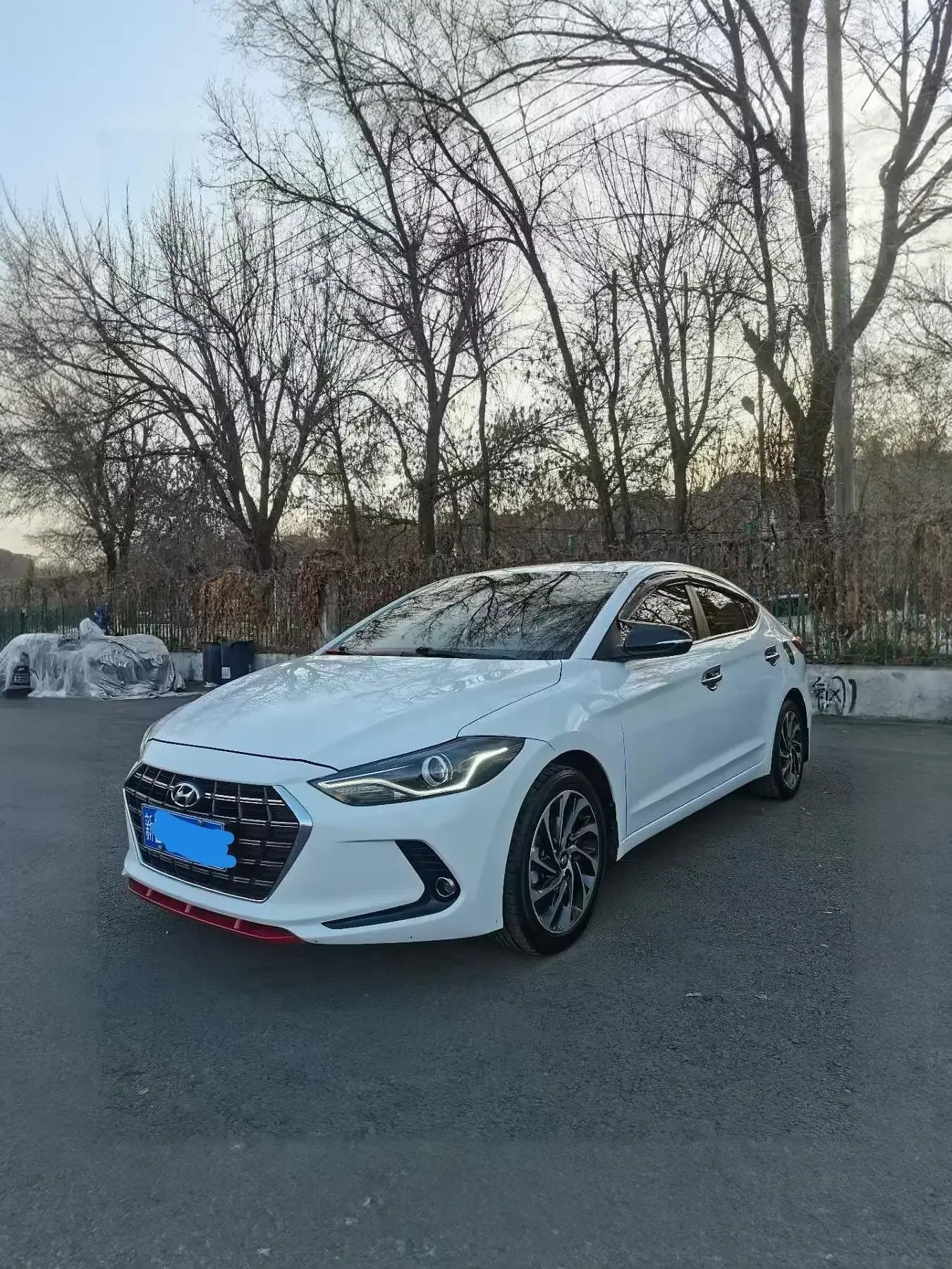 Hyundai lead