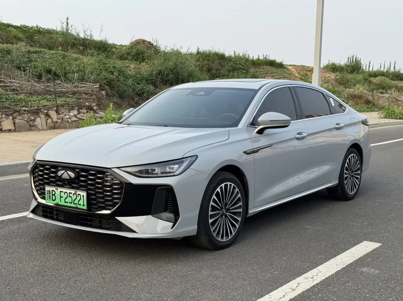 Chery Fengyun A8L