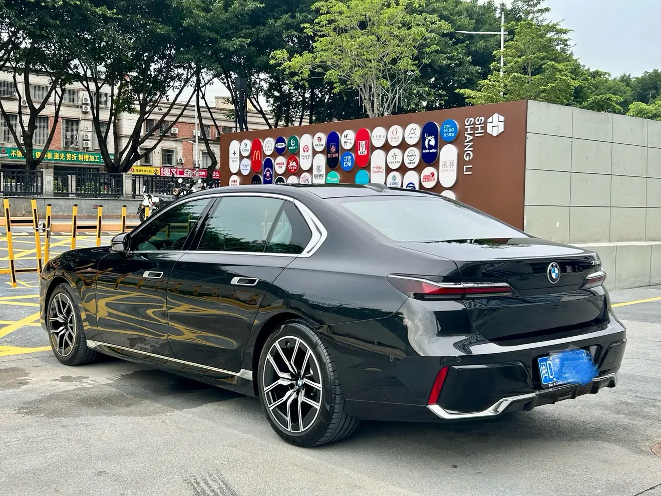 BMW 7 Series