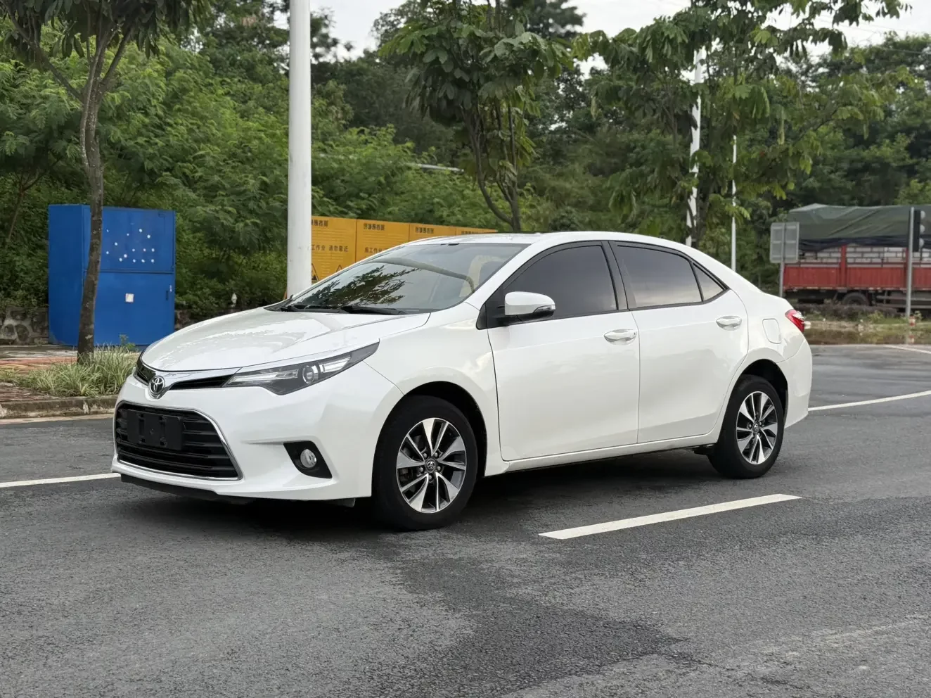 Toyota Levin (Lei Ling)  из Китая