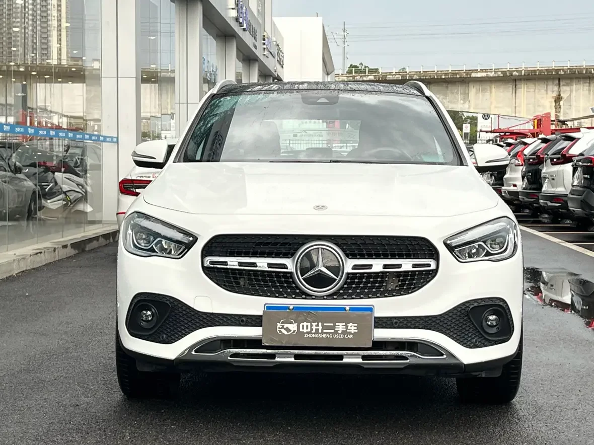 Mercedes-Benz GLA