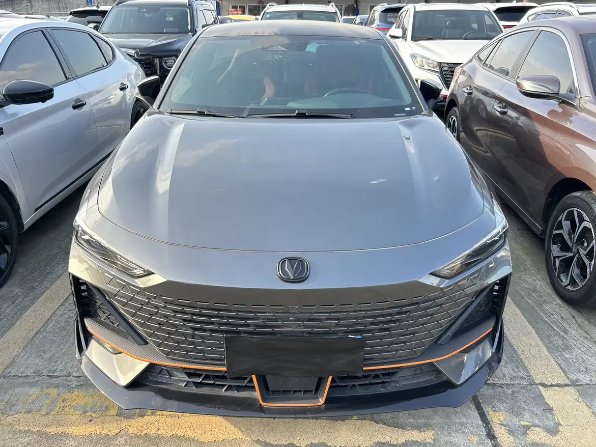 Changan UNI-V