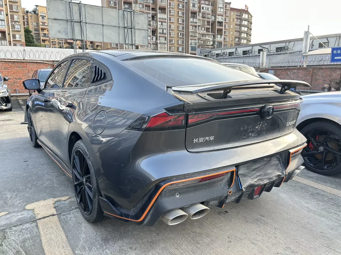Changan UNI-V