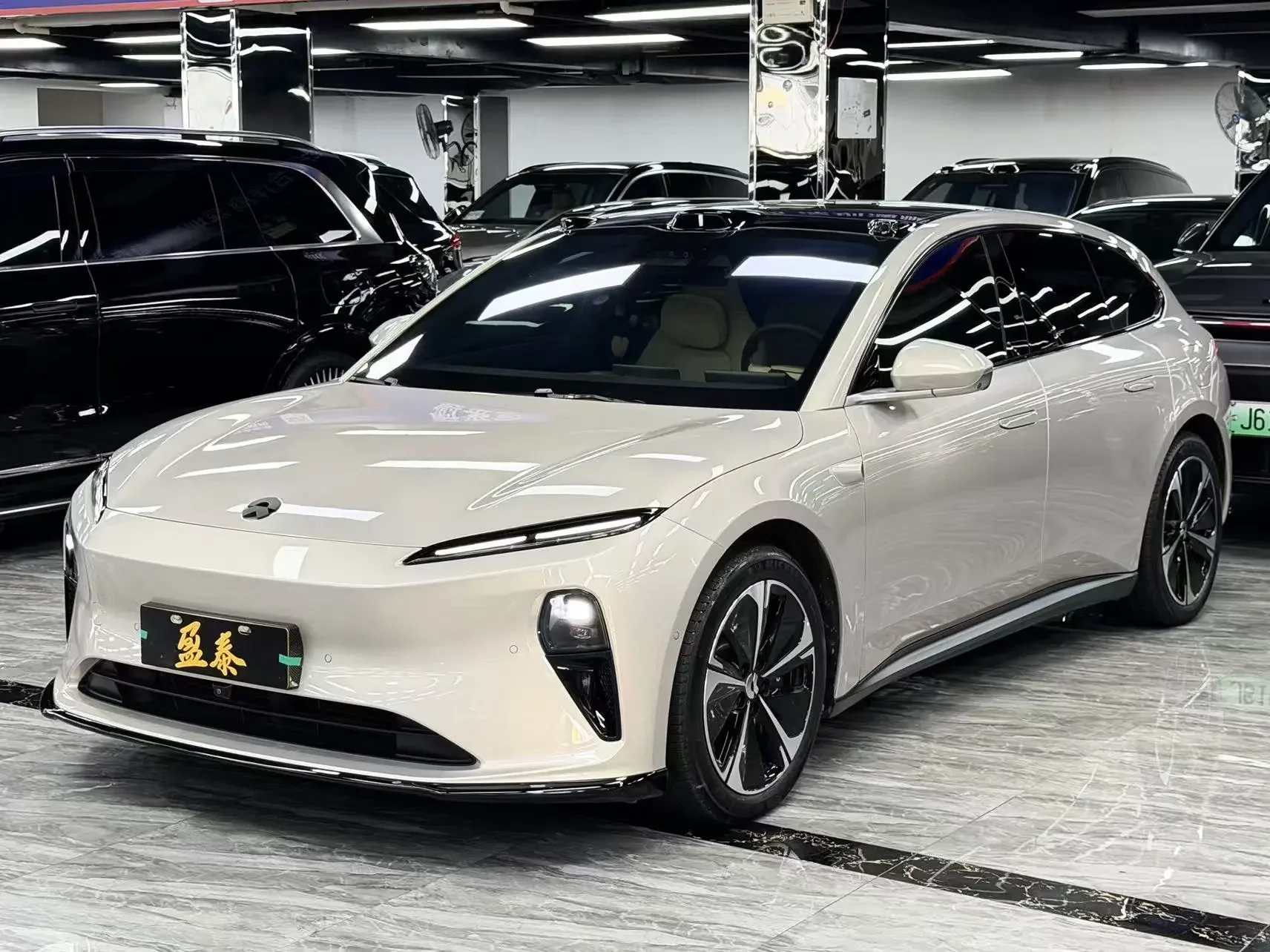 NIO ET5T  из Китая