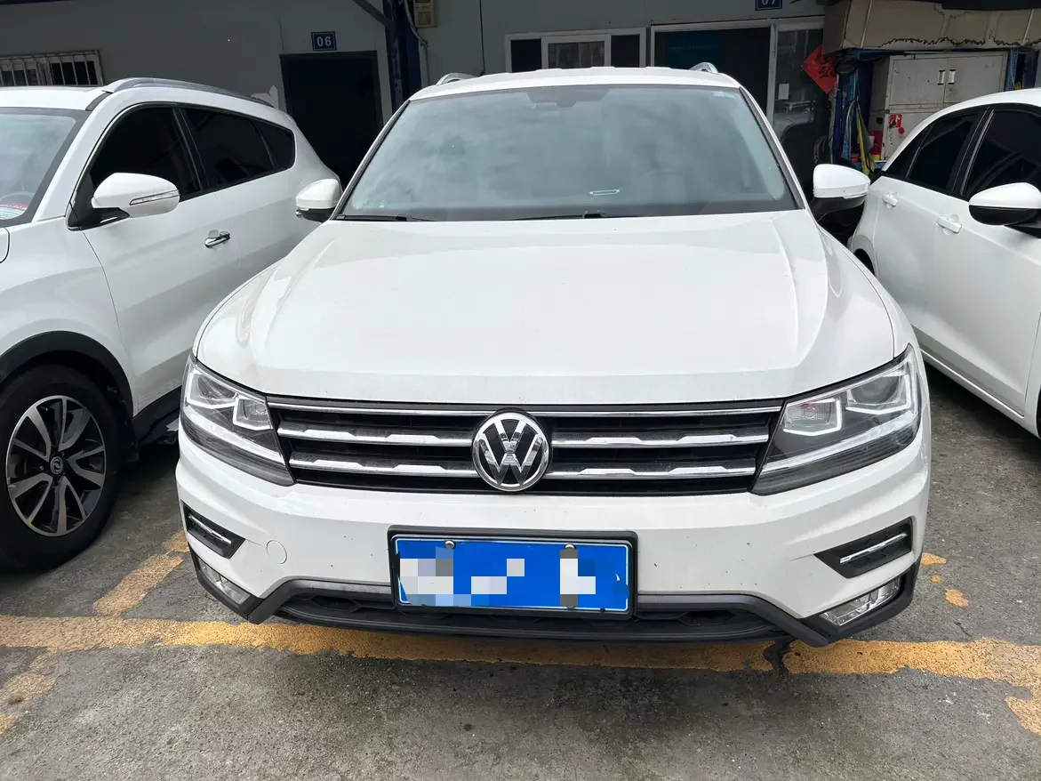 Volkswagen Tiguan L
