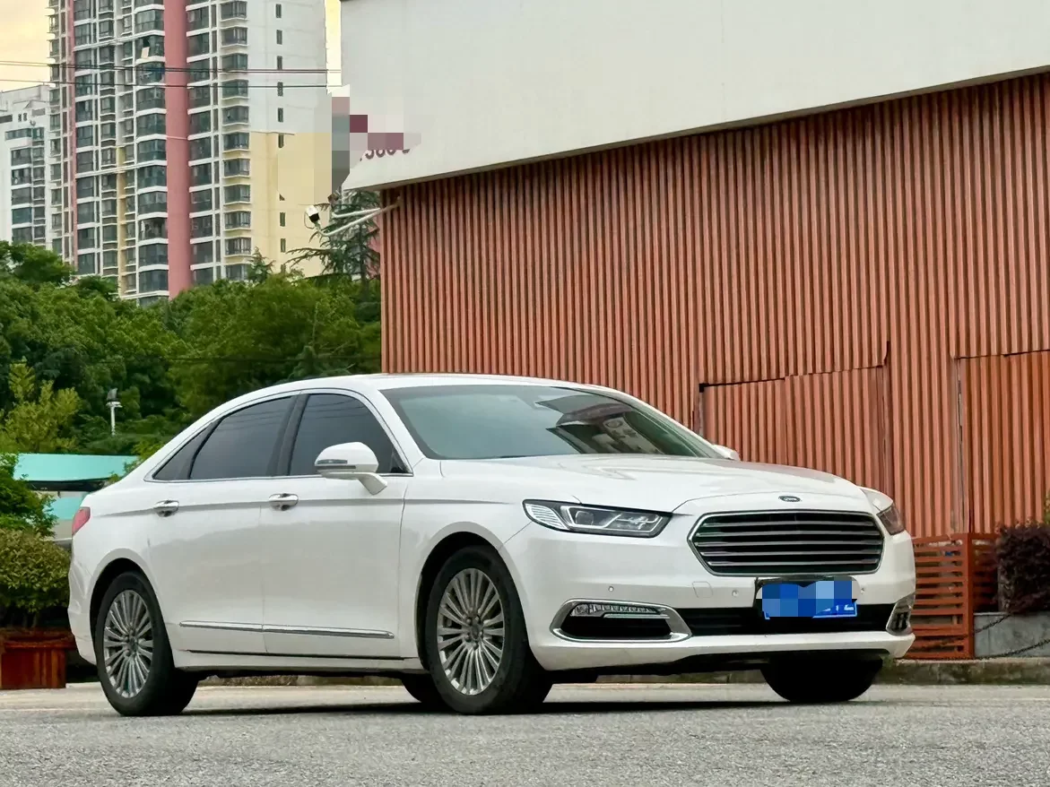 Ford Taurus