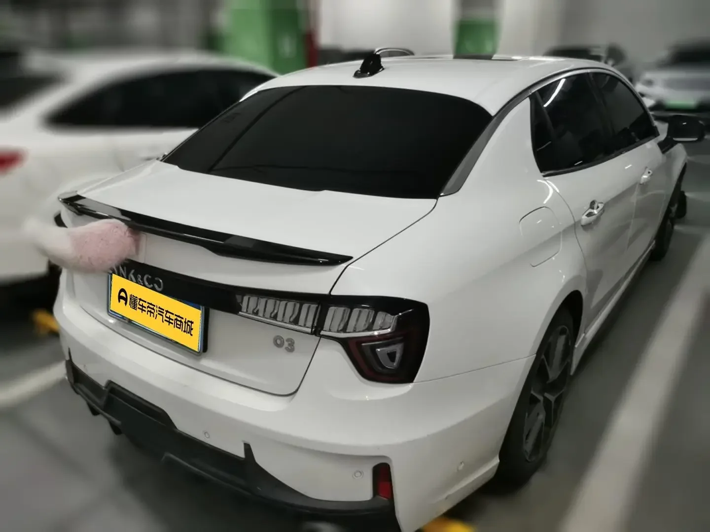 Lynk & Co 03