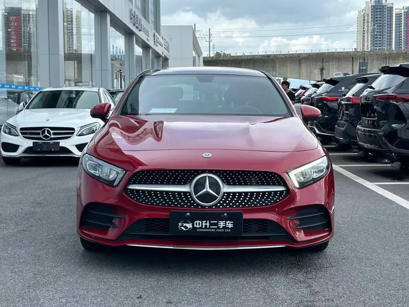 Mercedes-Benz A Class  из Китая
