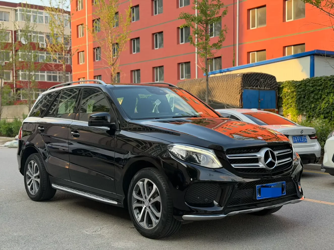 Mercedes-Benz GLE (Imported)