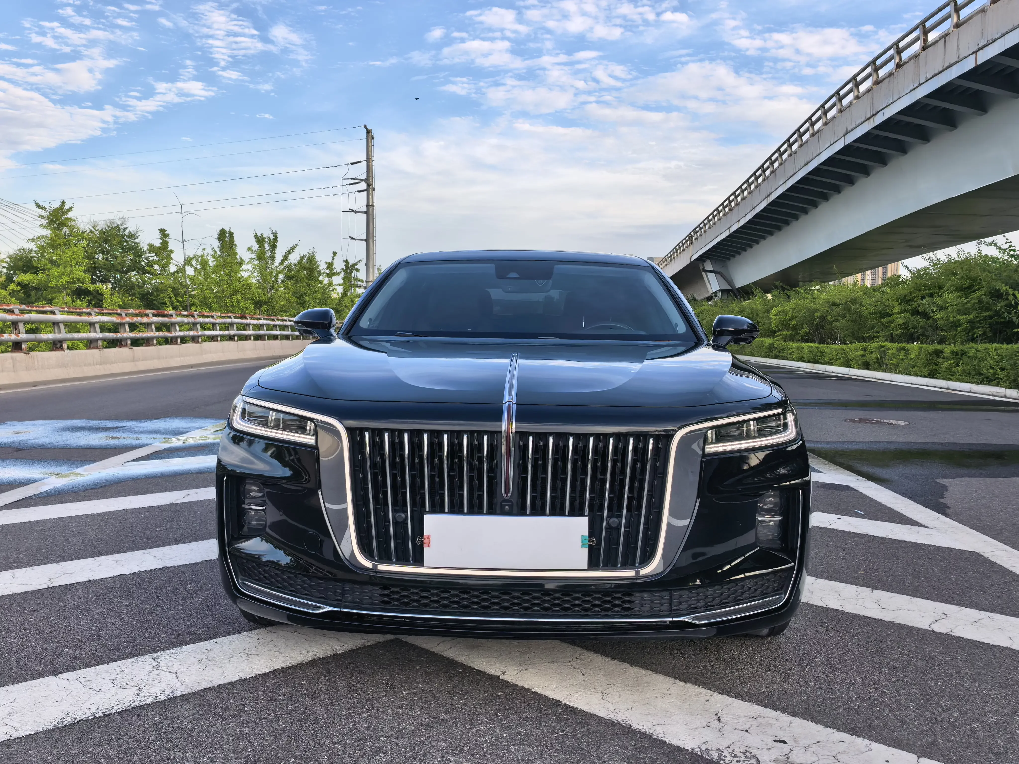 Hongqi H9