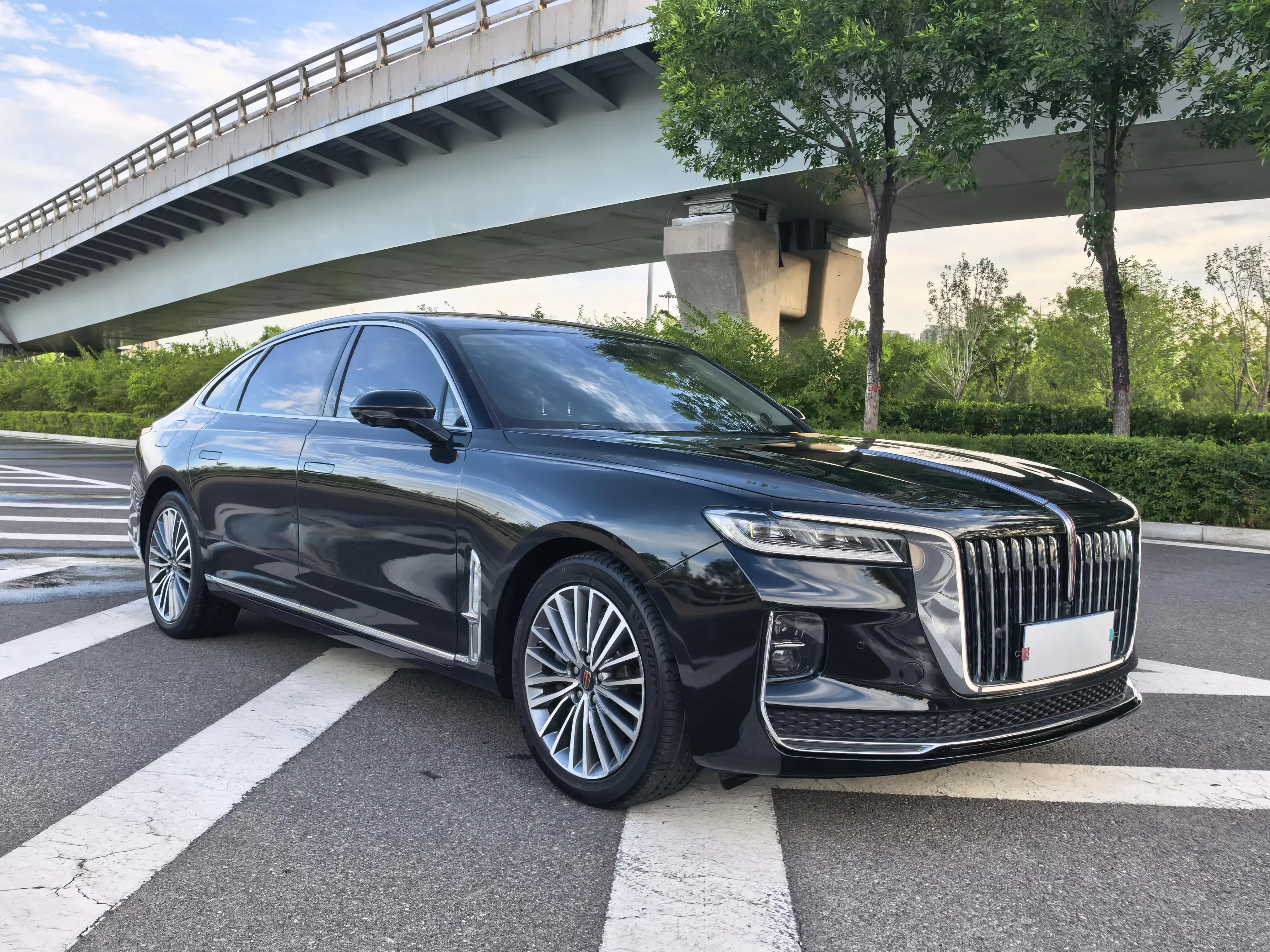Hongqi H9