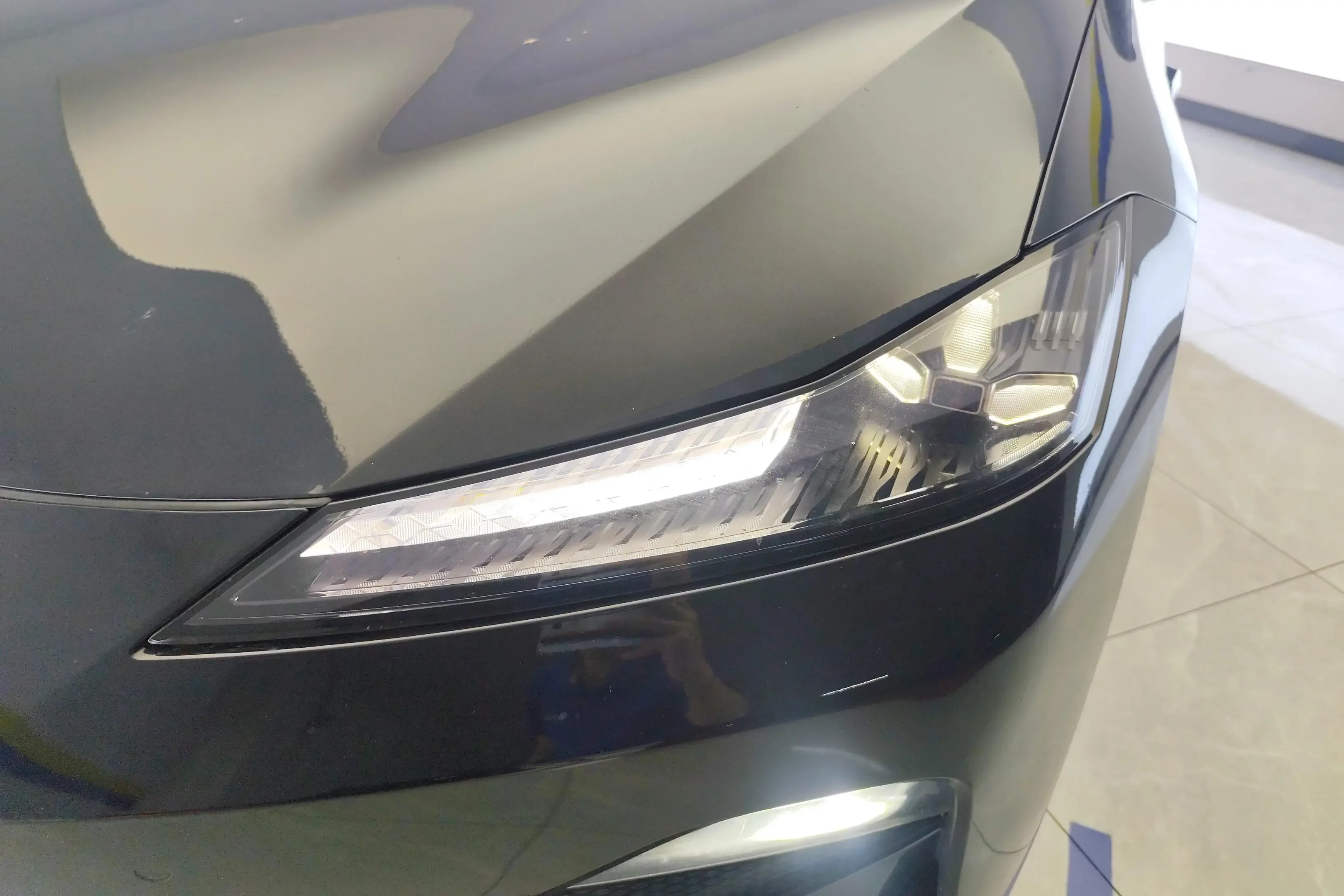 Deepal Dark blue SL03