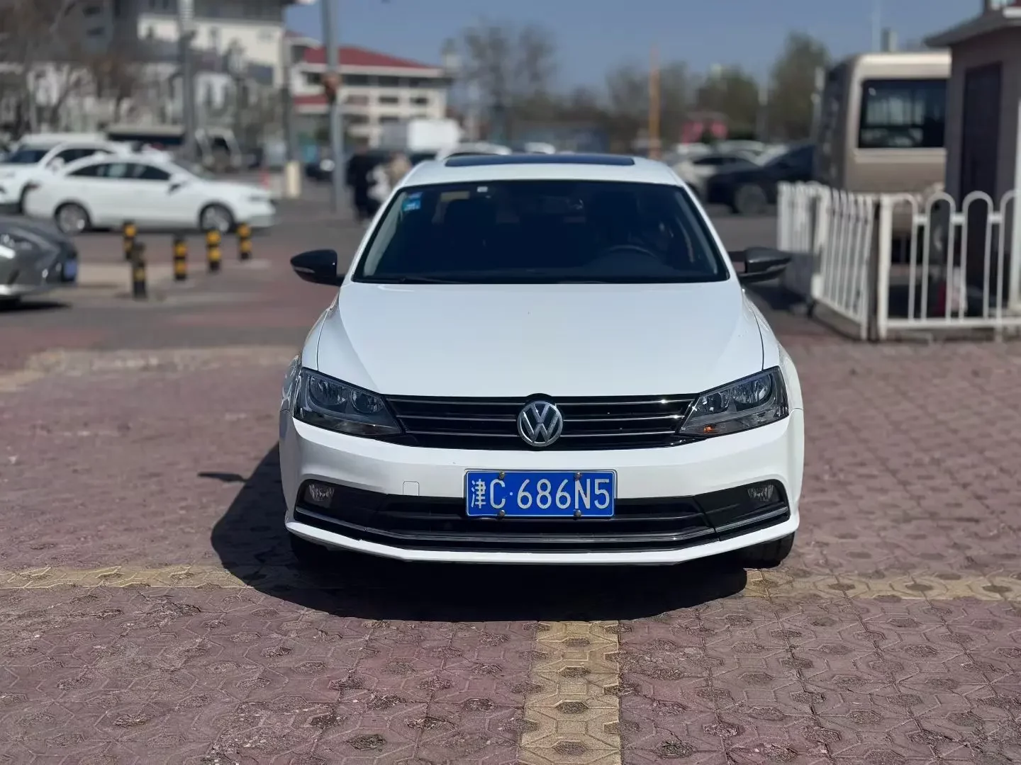 Volkswagen Sagitar