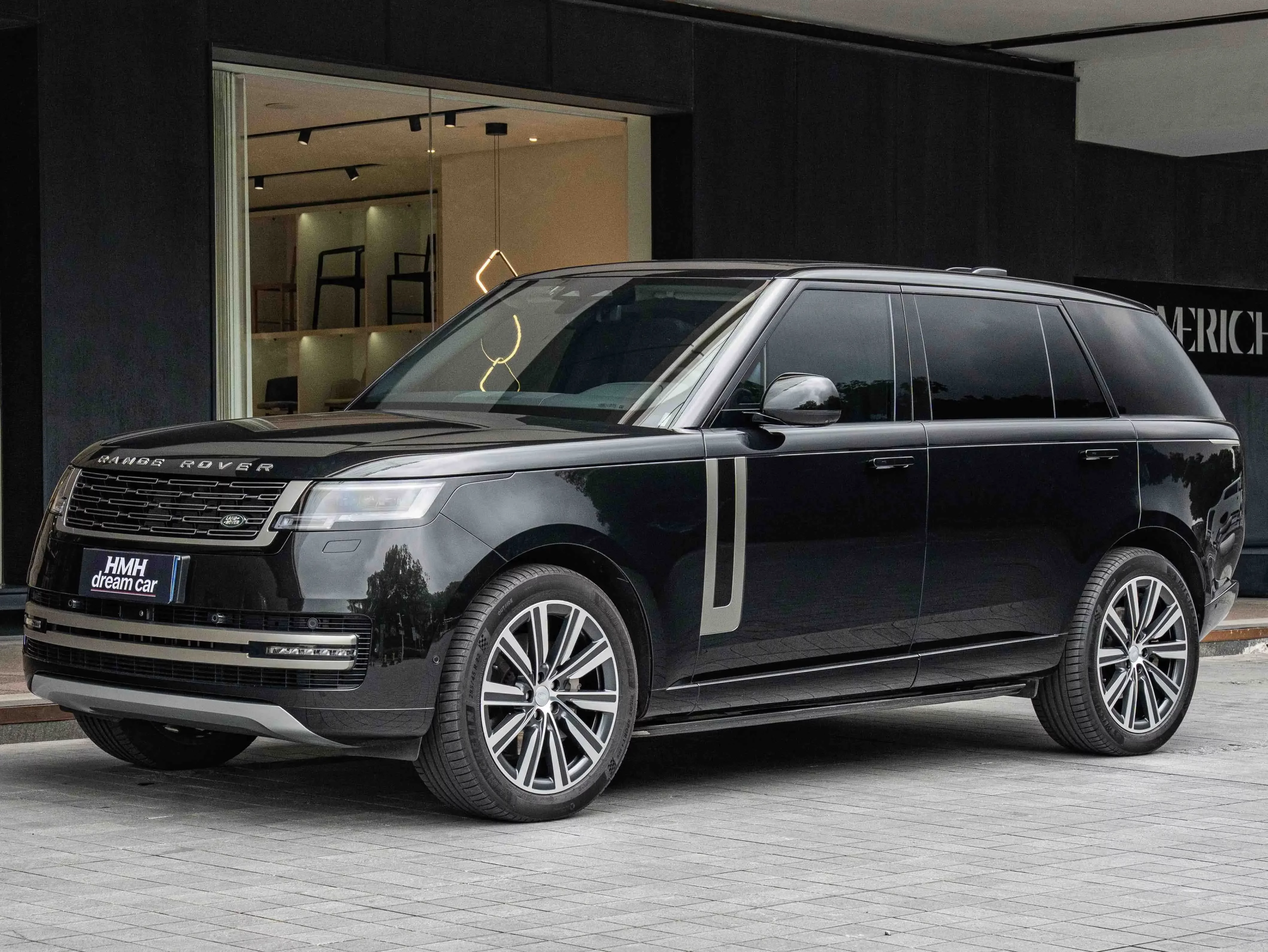 Land Rover range rover