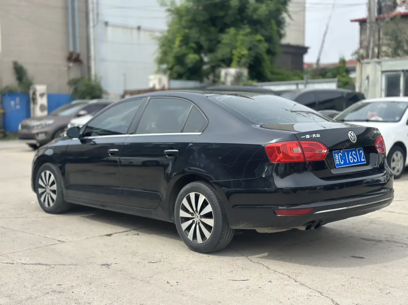 Volkswagen Sagitar
