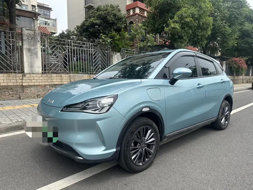 NETA Nezha V