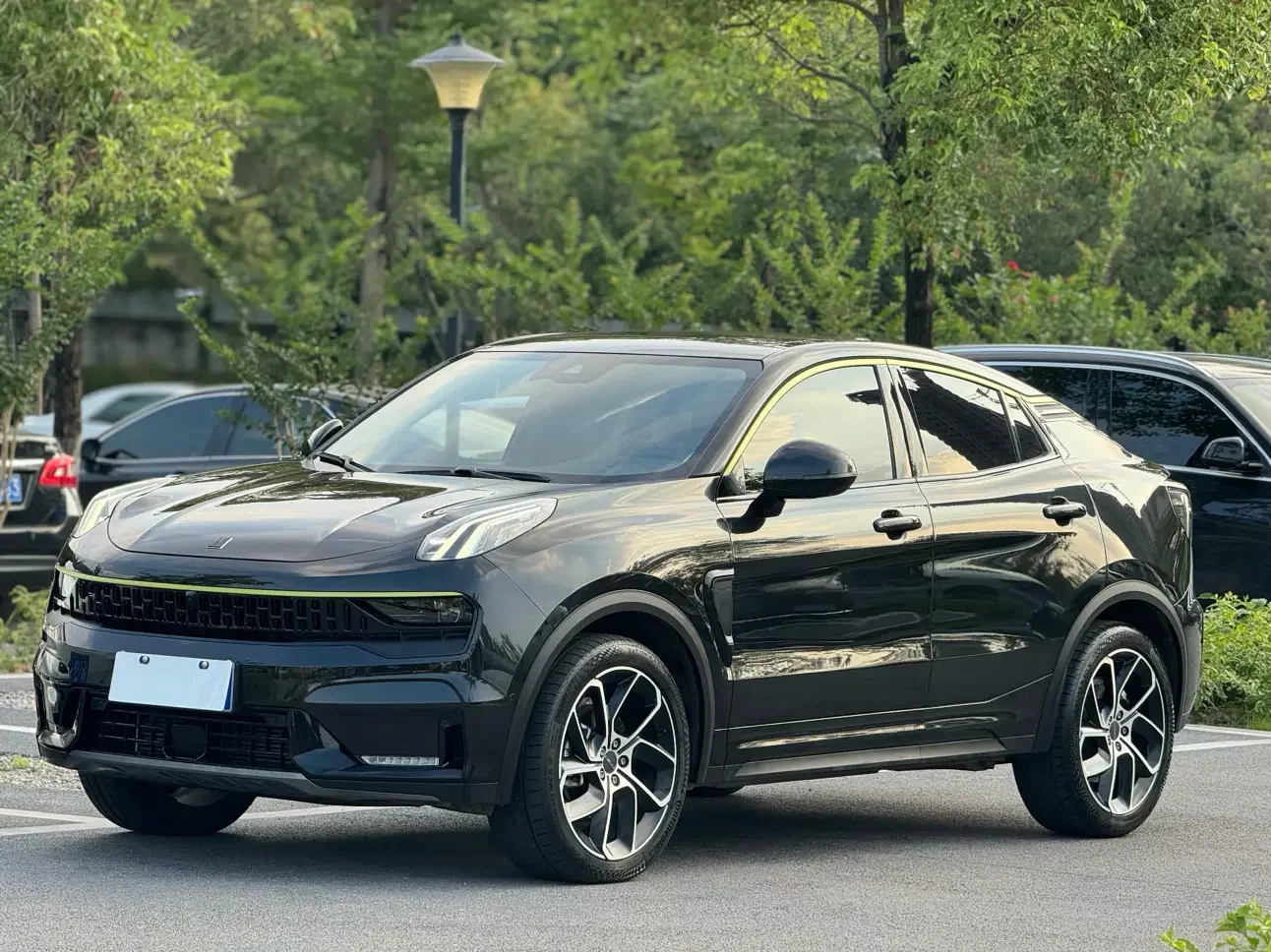 Lynk & Co 05