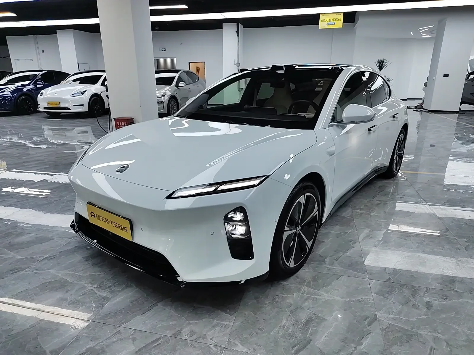 NIO ET5  из Китая
