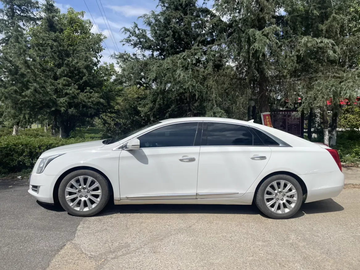 Cadillac XTS