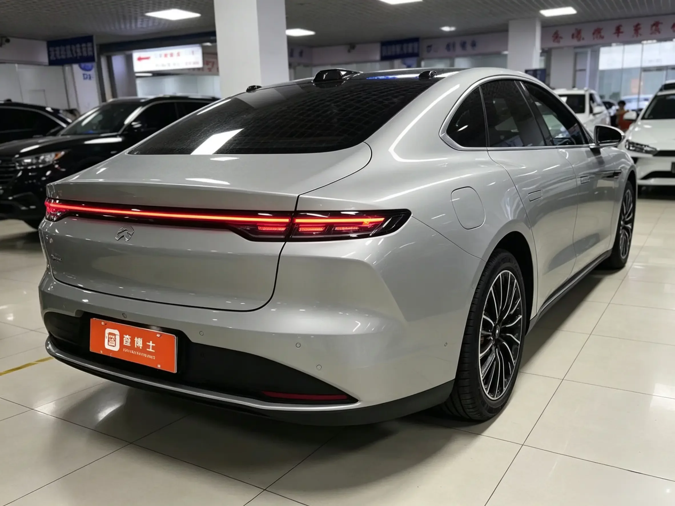 NIO ET7