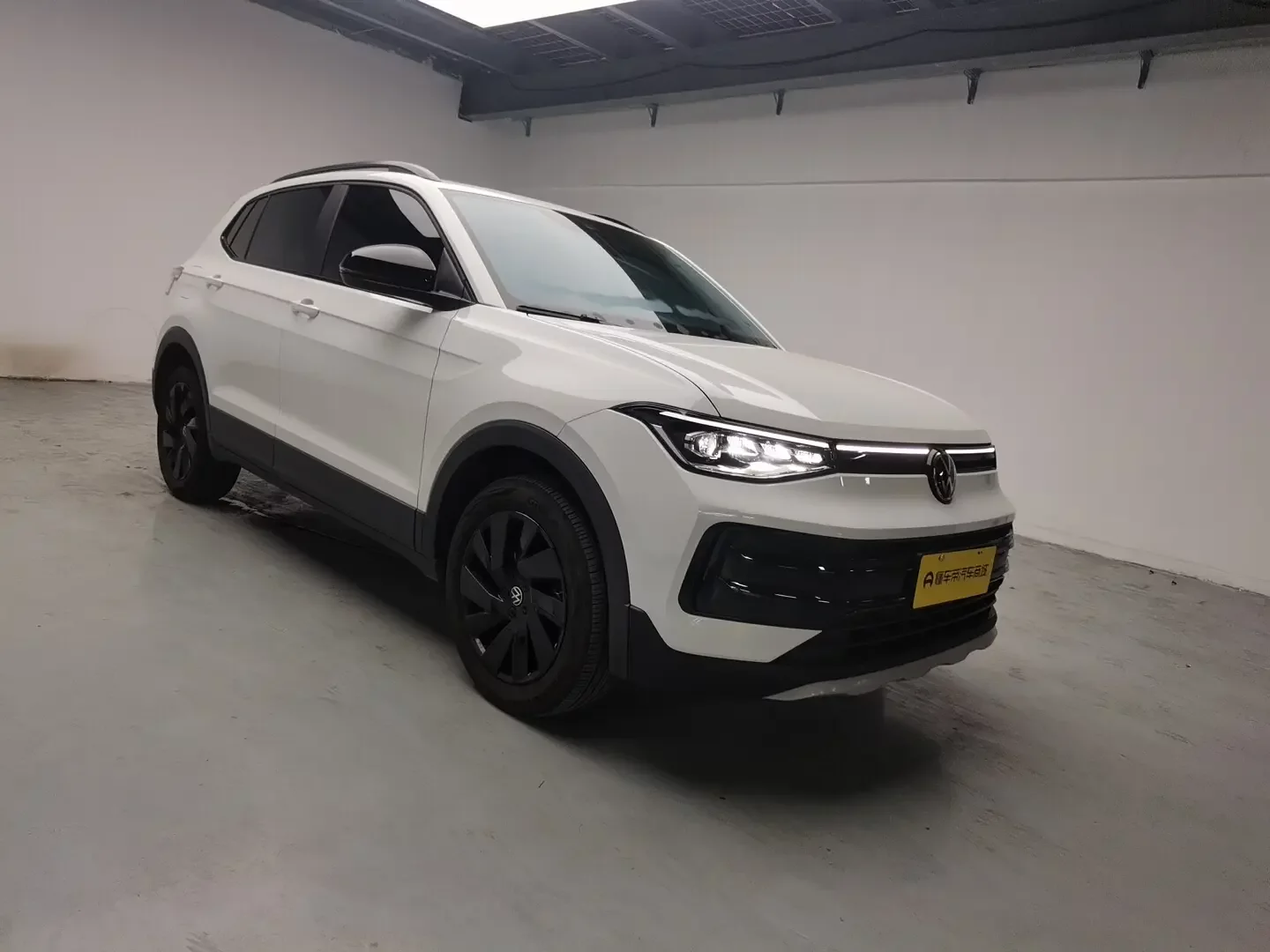 Volkswagen Tharu