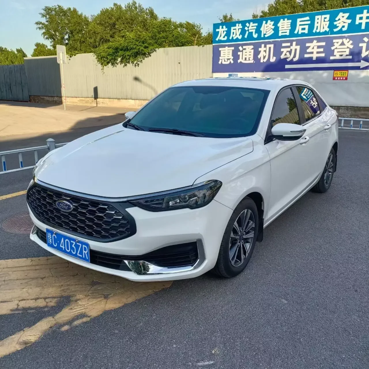 Ford Forrest  из Китая