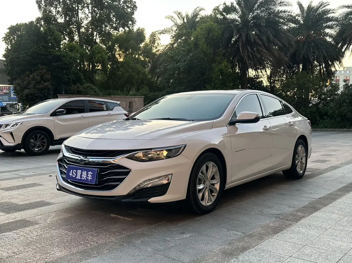 Chevrolet Malibu XL