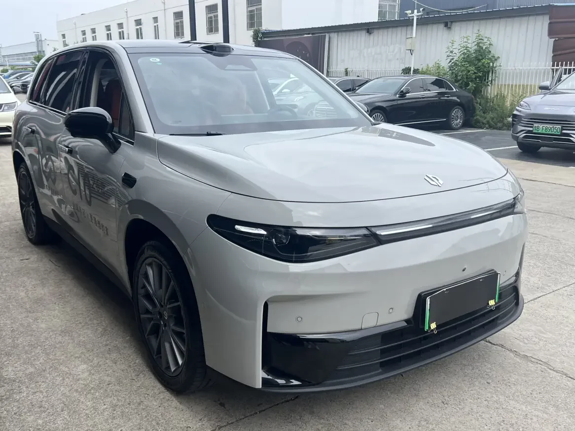 Leapmotor Zero running C10