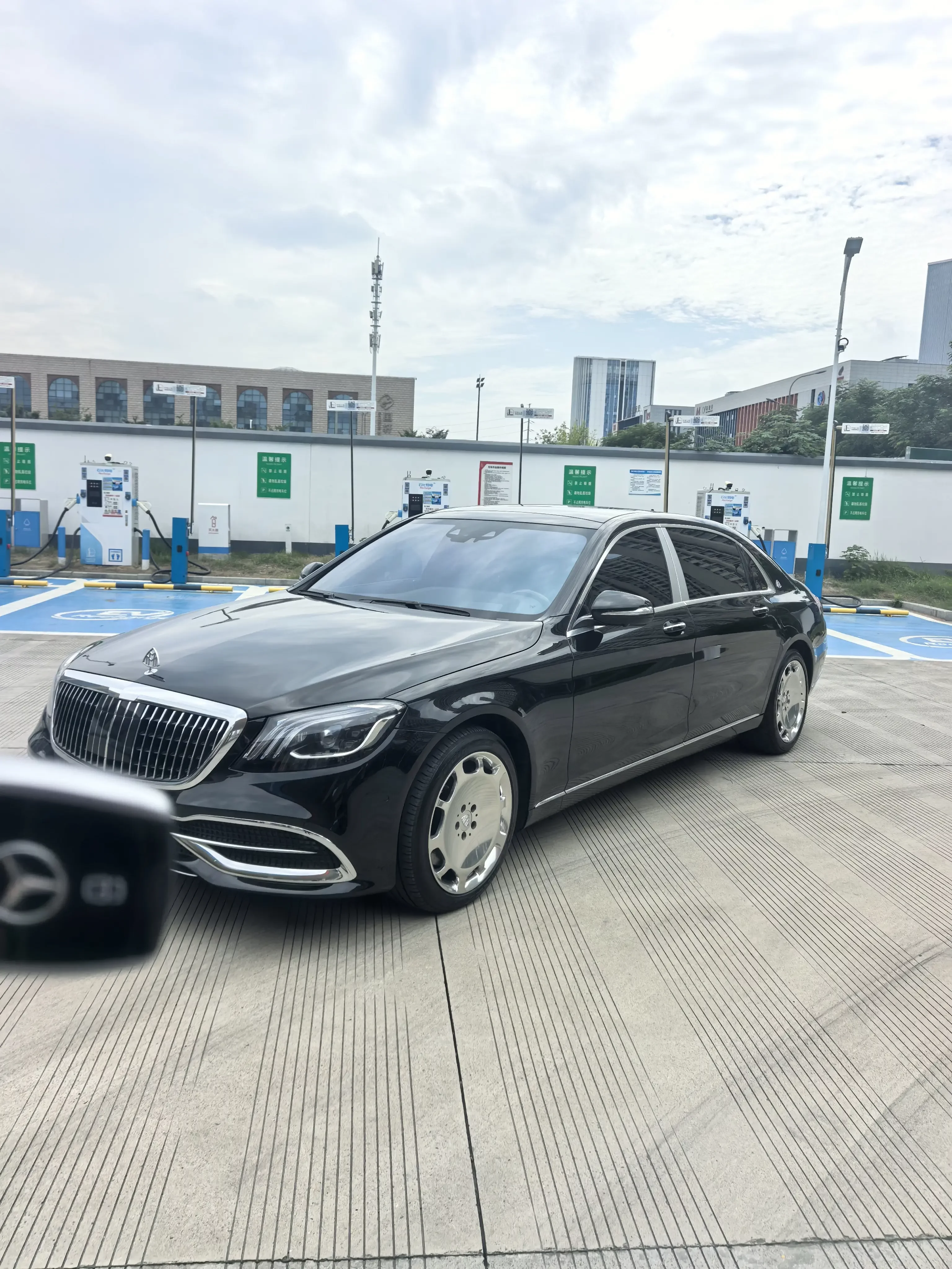 Mercedes-Benz Maybach S-Class