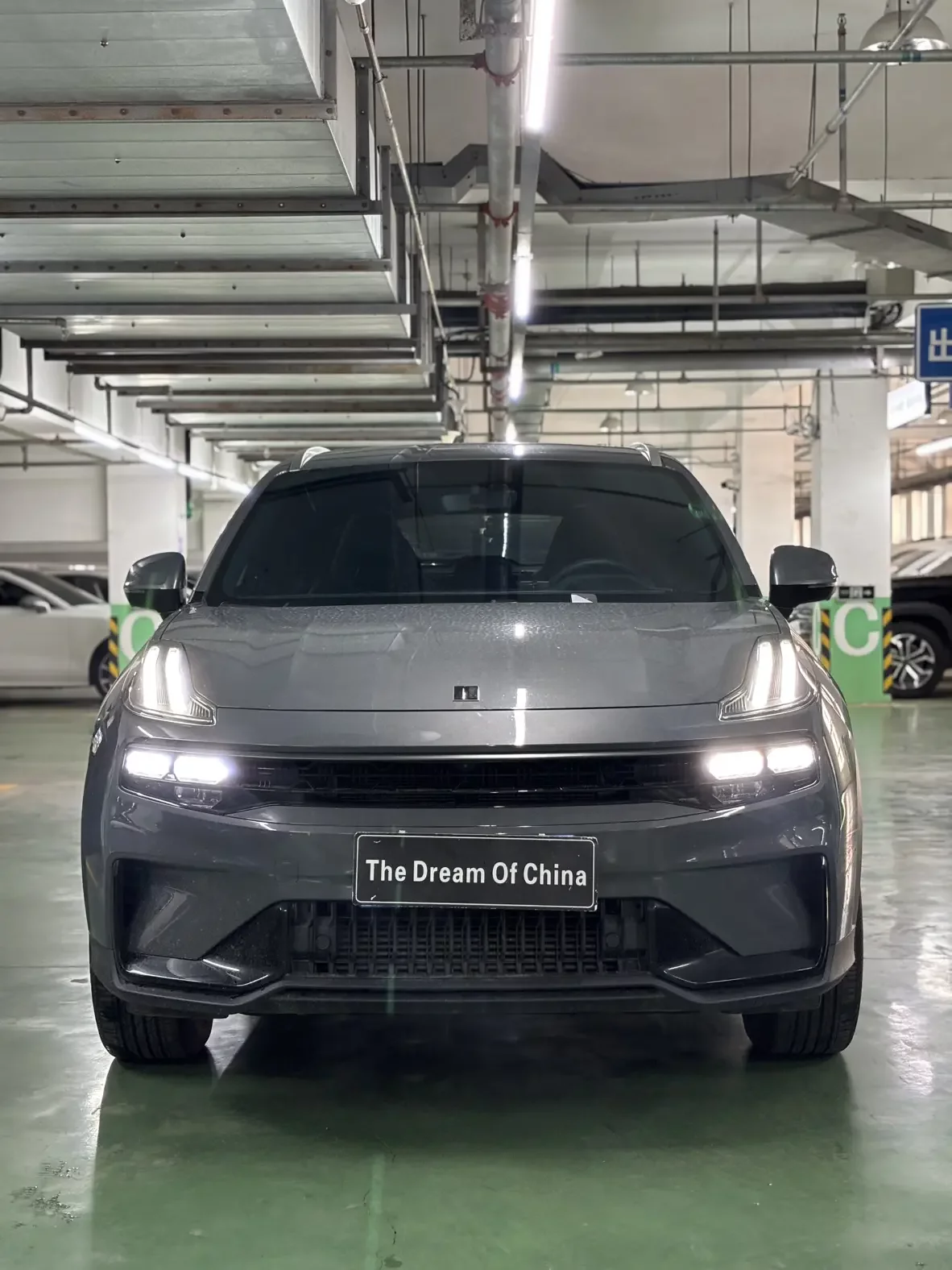 Lynk & Co 06