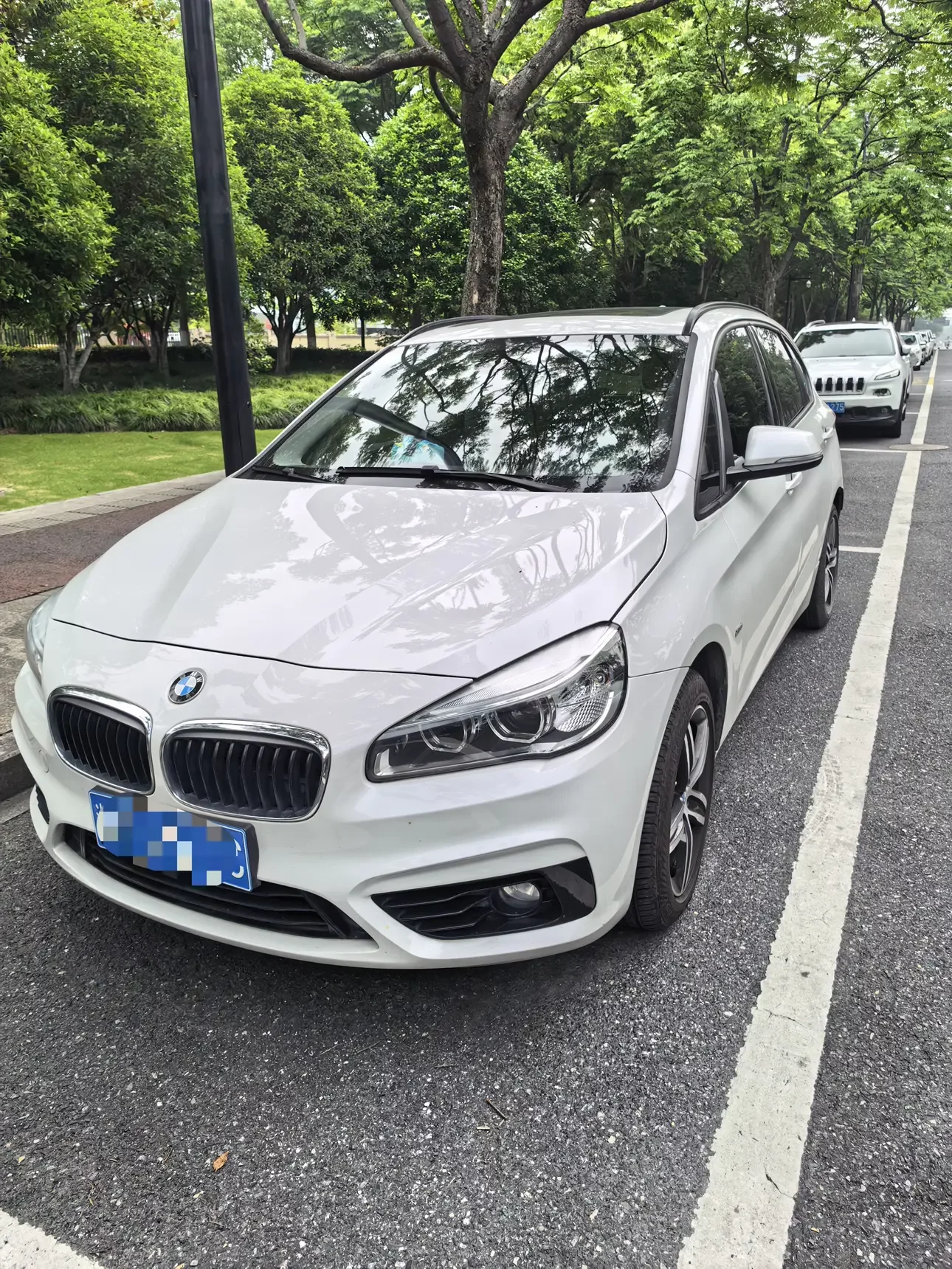 BMW 2 Series Active Tourer  из Китая