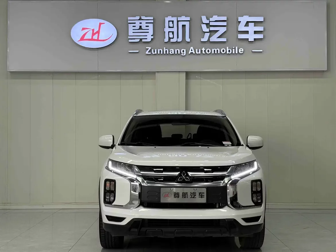 Mitsubishi Jinxuan ASX  из Китая