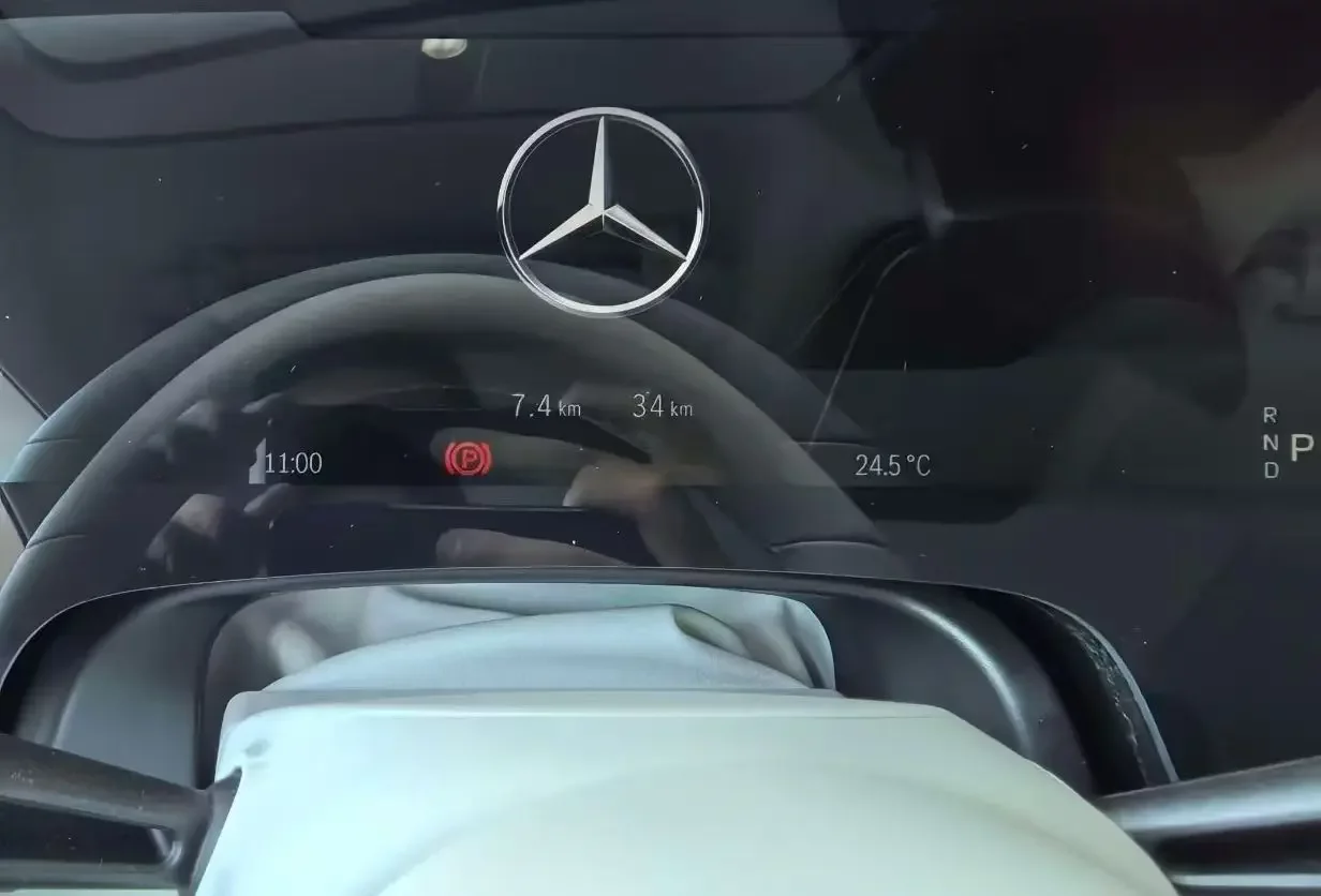 Mercedes-Benz EQS