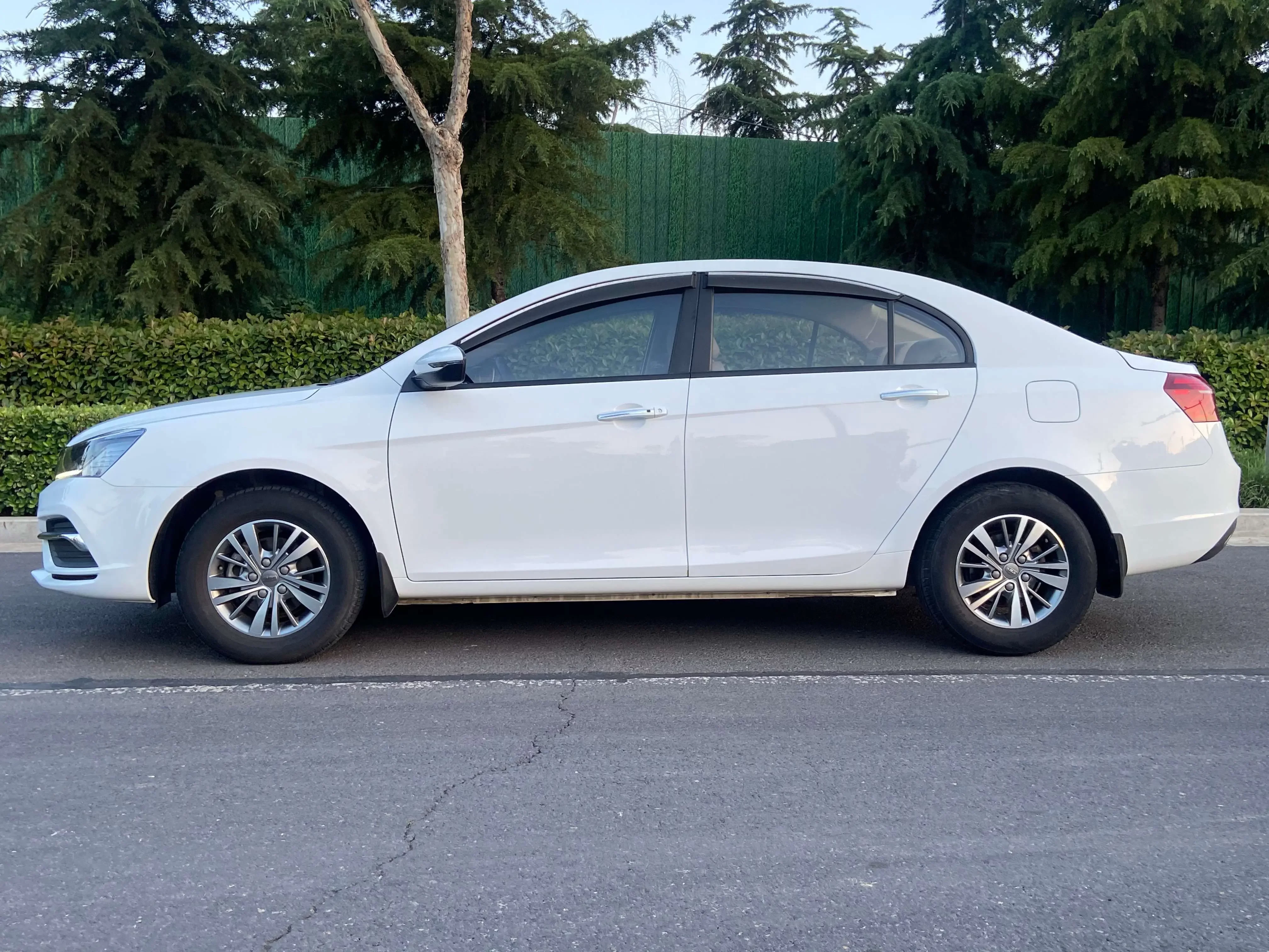 Geely emgrand