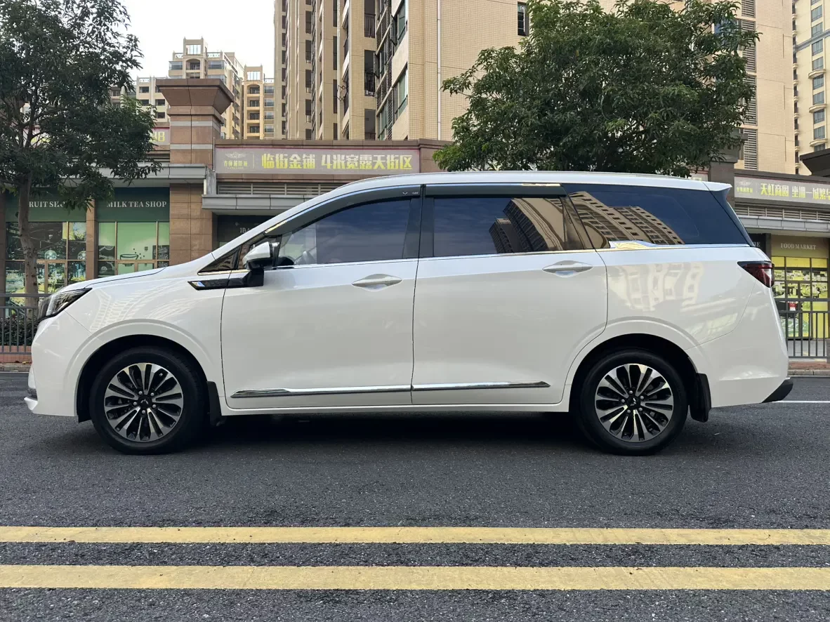 Wuling Jiachen