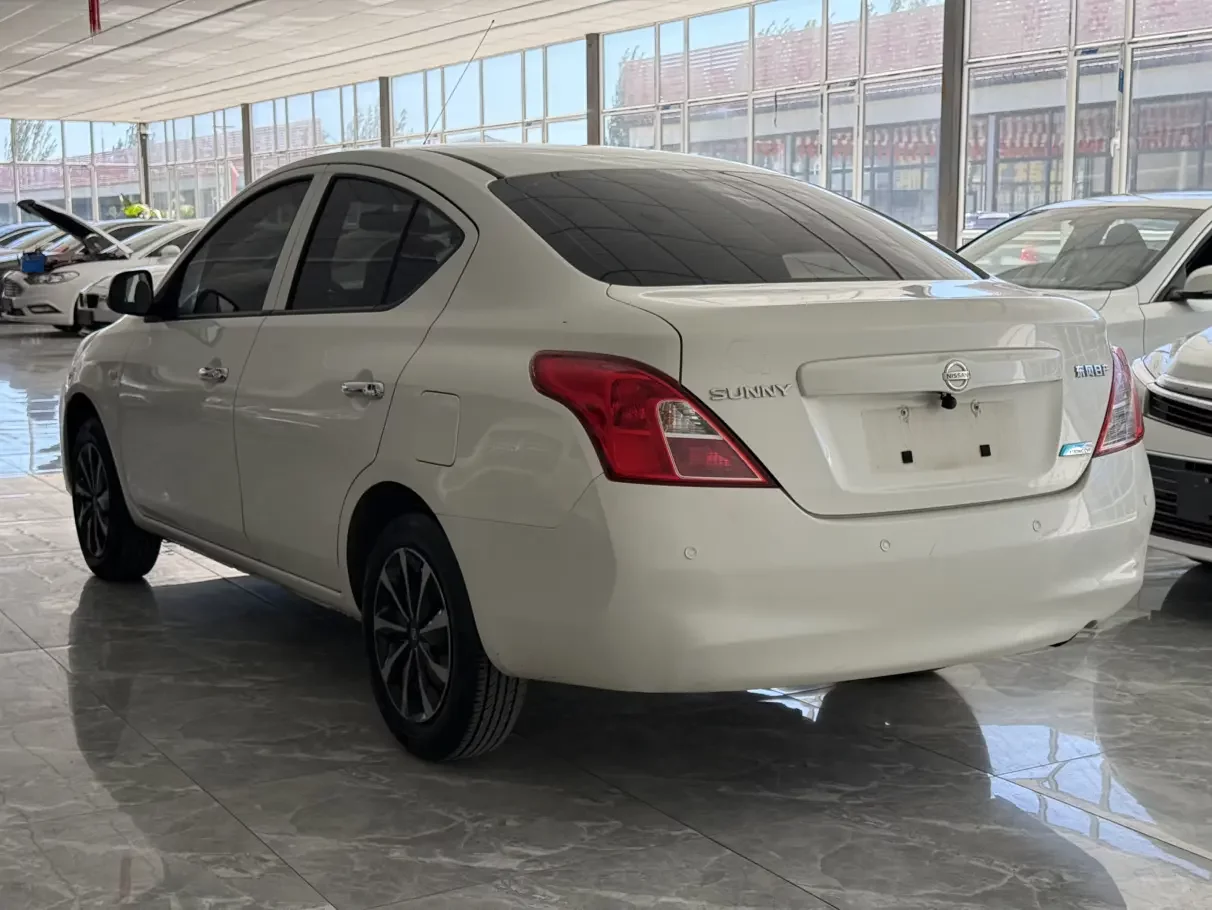 Nissan Sunlight