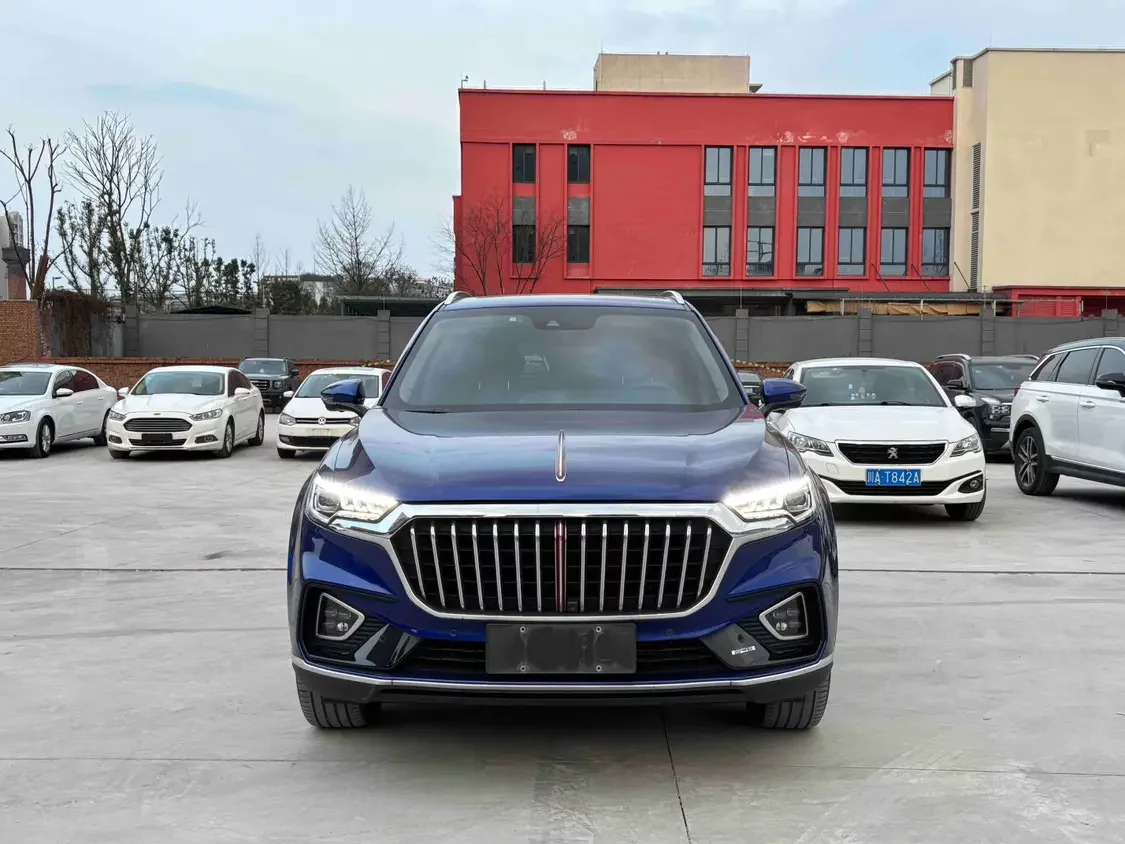 Hongqi HS5  из Китая