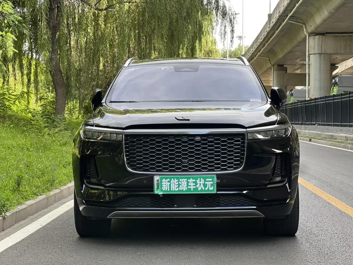 Li ONE (Ideal ONE)  из Китая