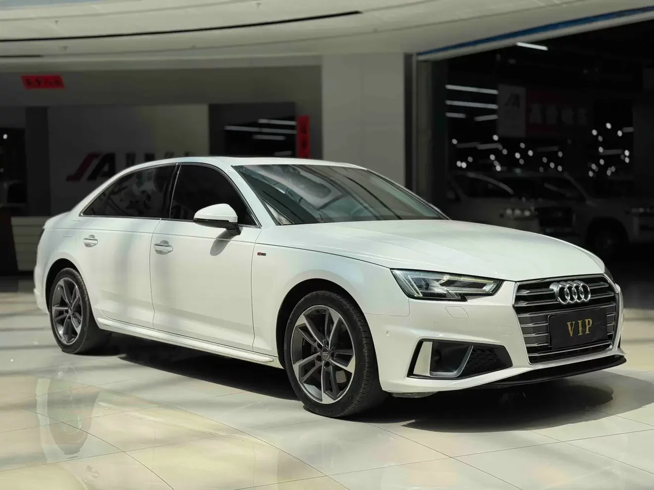 Audi A4L