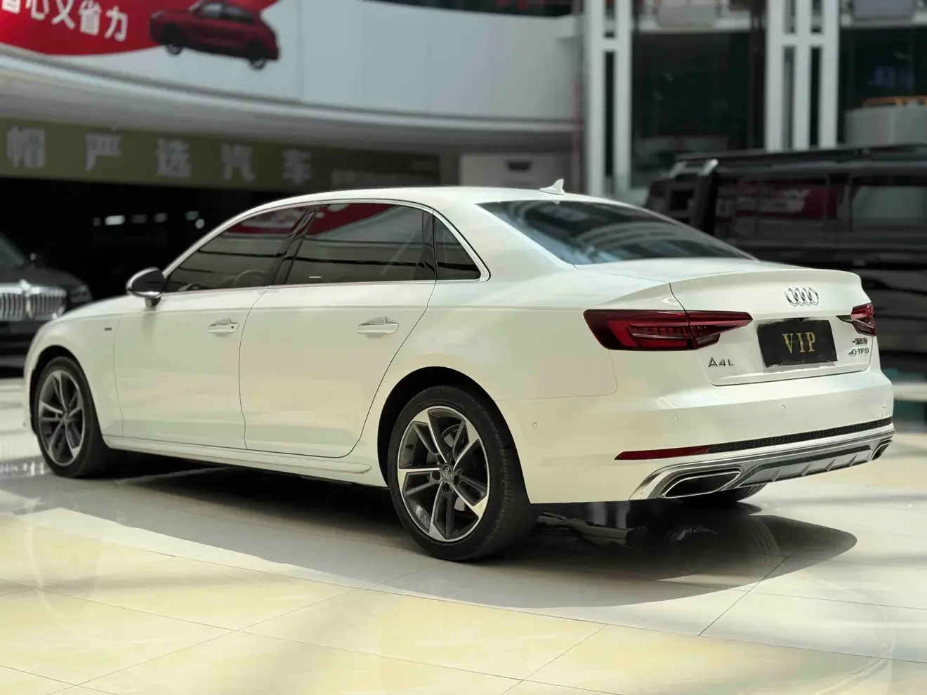 Audi A4L
