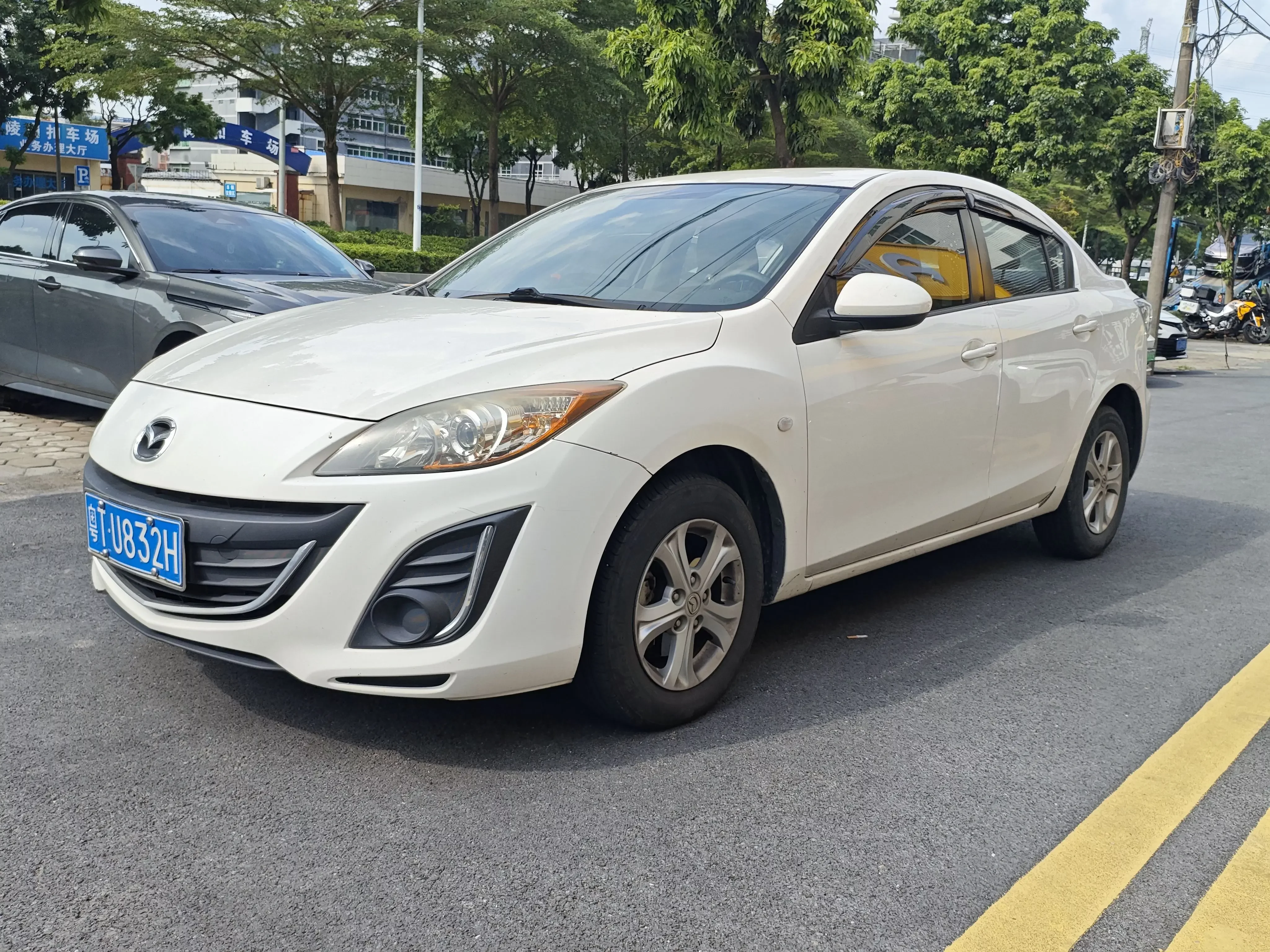 Mazda Axela