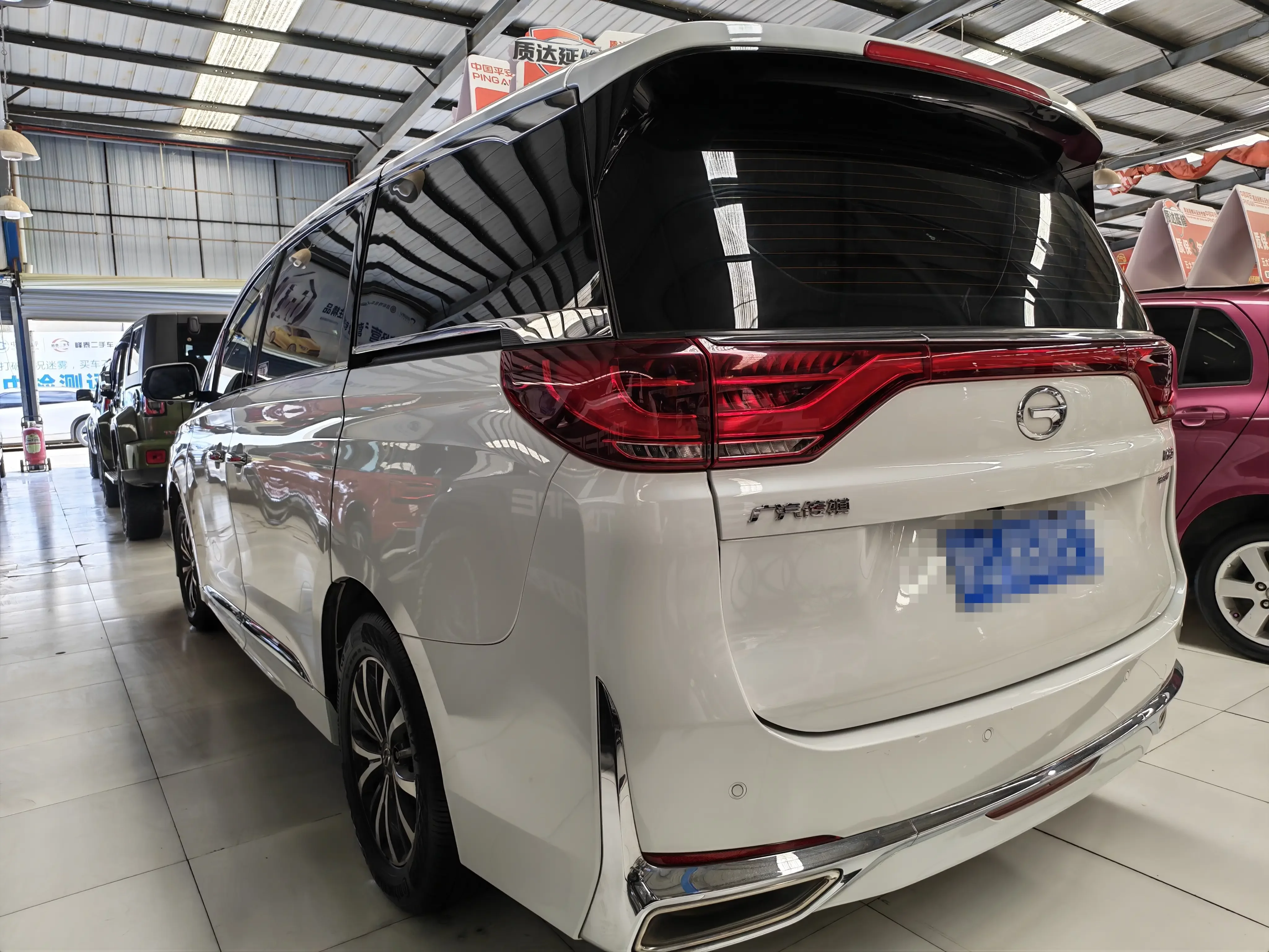 GAC Trumpchi M8