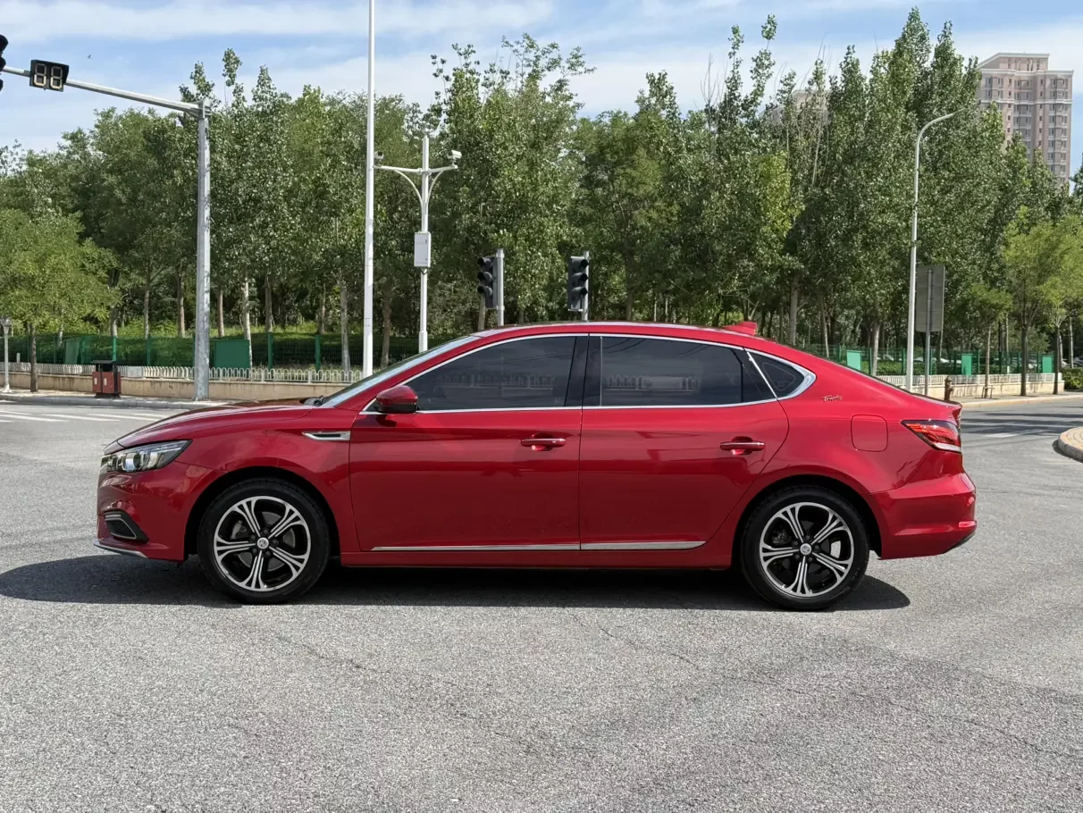 MG 6
